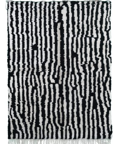 a black and white rug with fringes. ANM03_BK-39_W-40 (1.1)