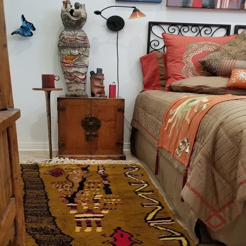 a bedroom with a bed, a rug and a painting. iap_fullxfull.3890665513_mtbkq4g8