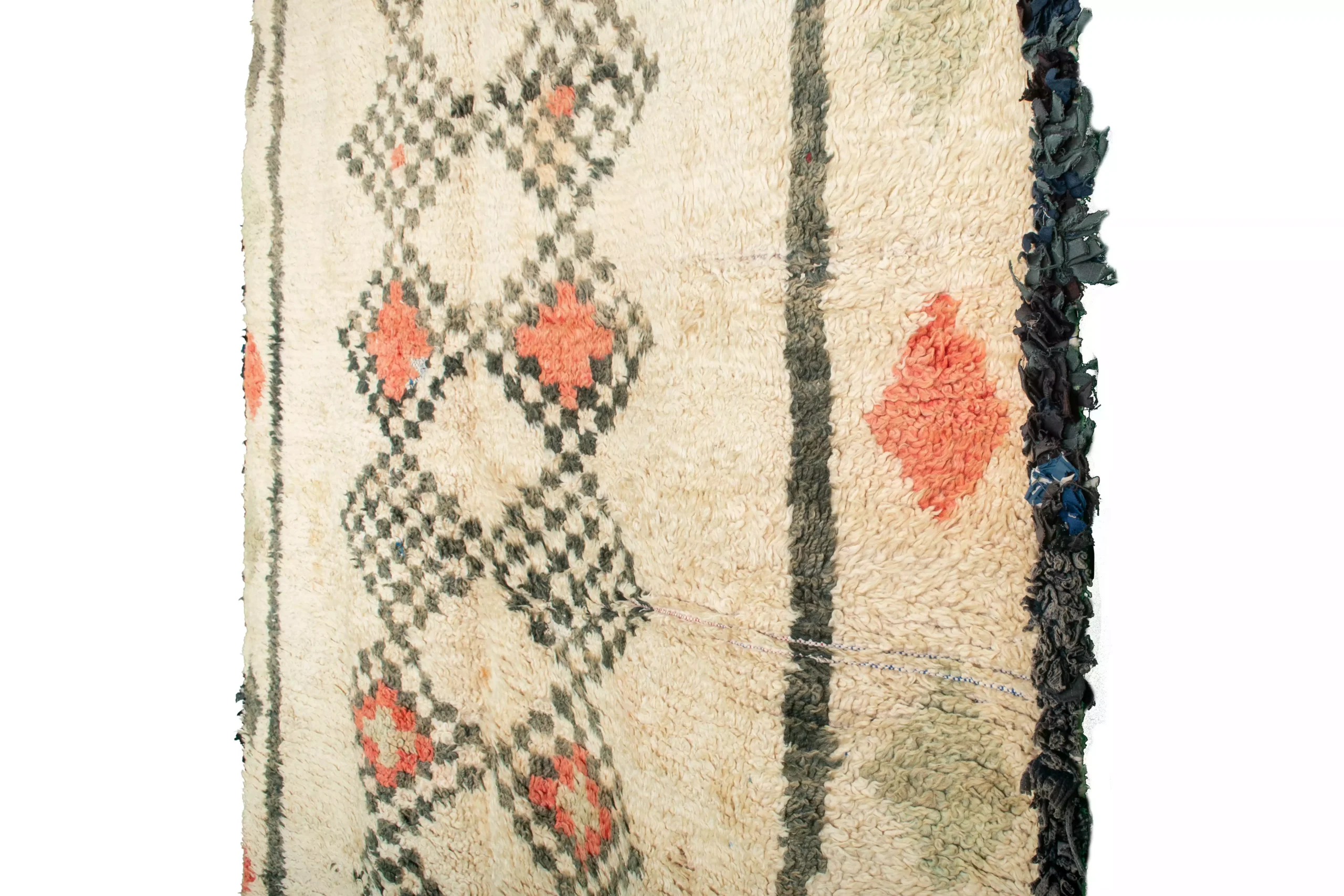 a rug with a pattern on it. AZL-007_W-40_275-164 (4)