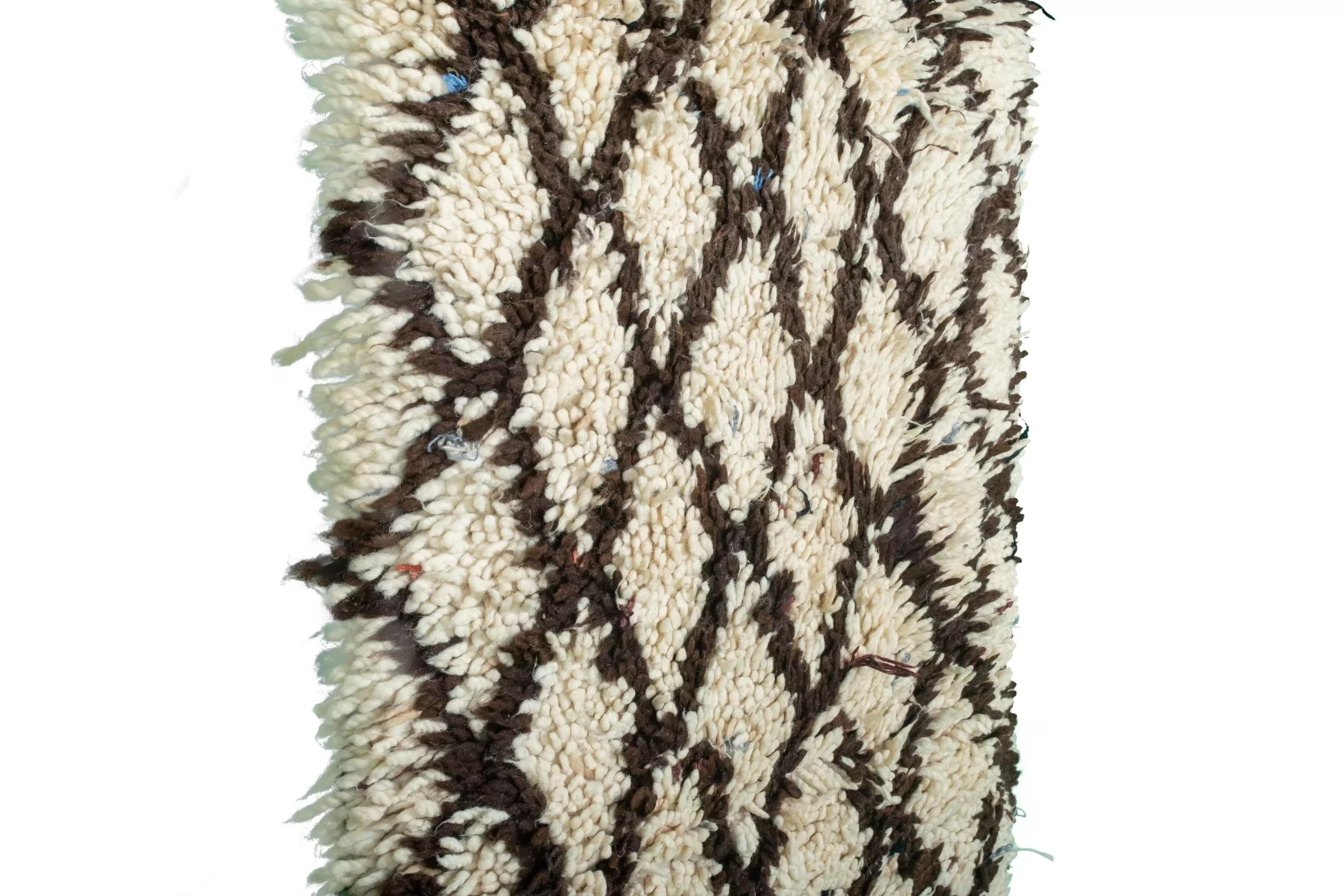 a rug with a brown and white pattern. AZL-008_W-40_169-071 (3)