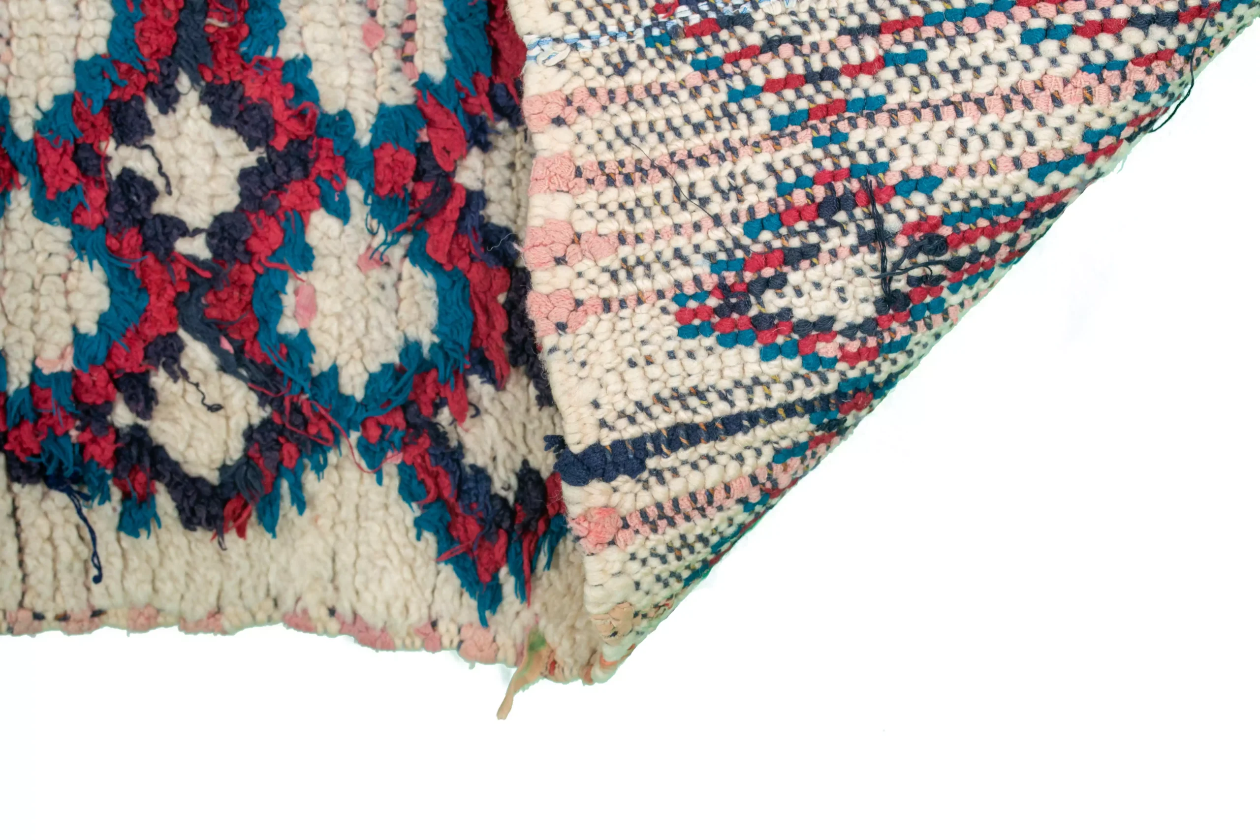 a close up of a moroccan rug with a white background. AZL-014_W-40_176-080 (9)