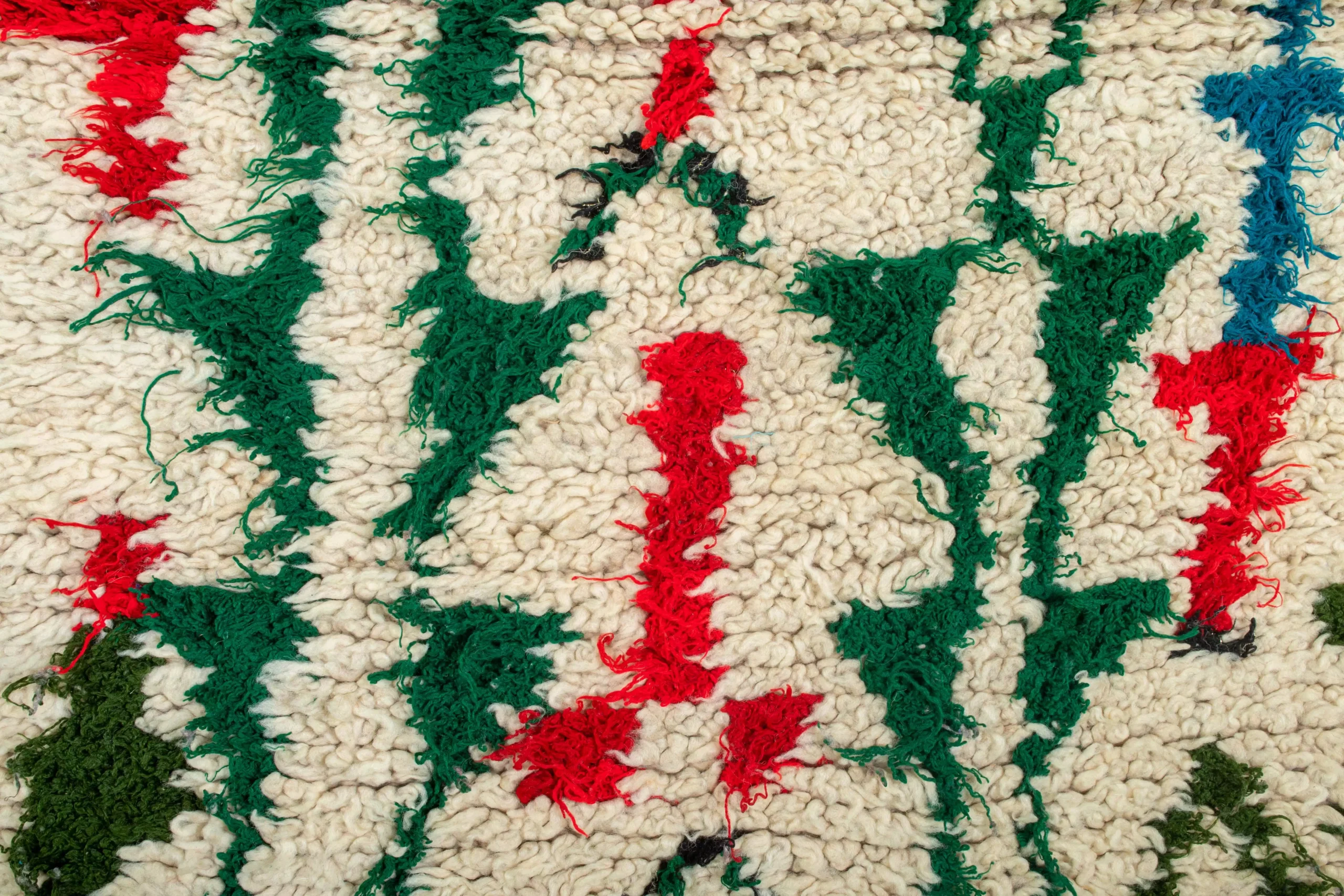 Коврик с разноцветными полосками