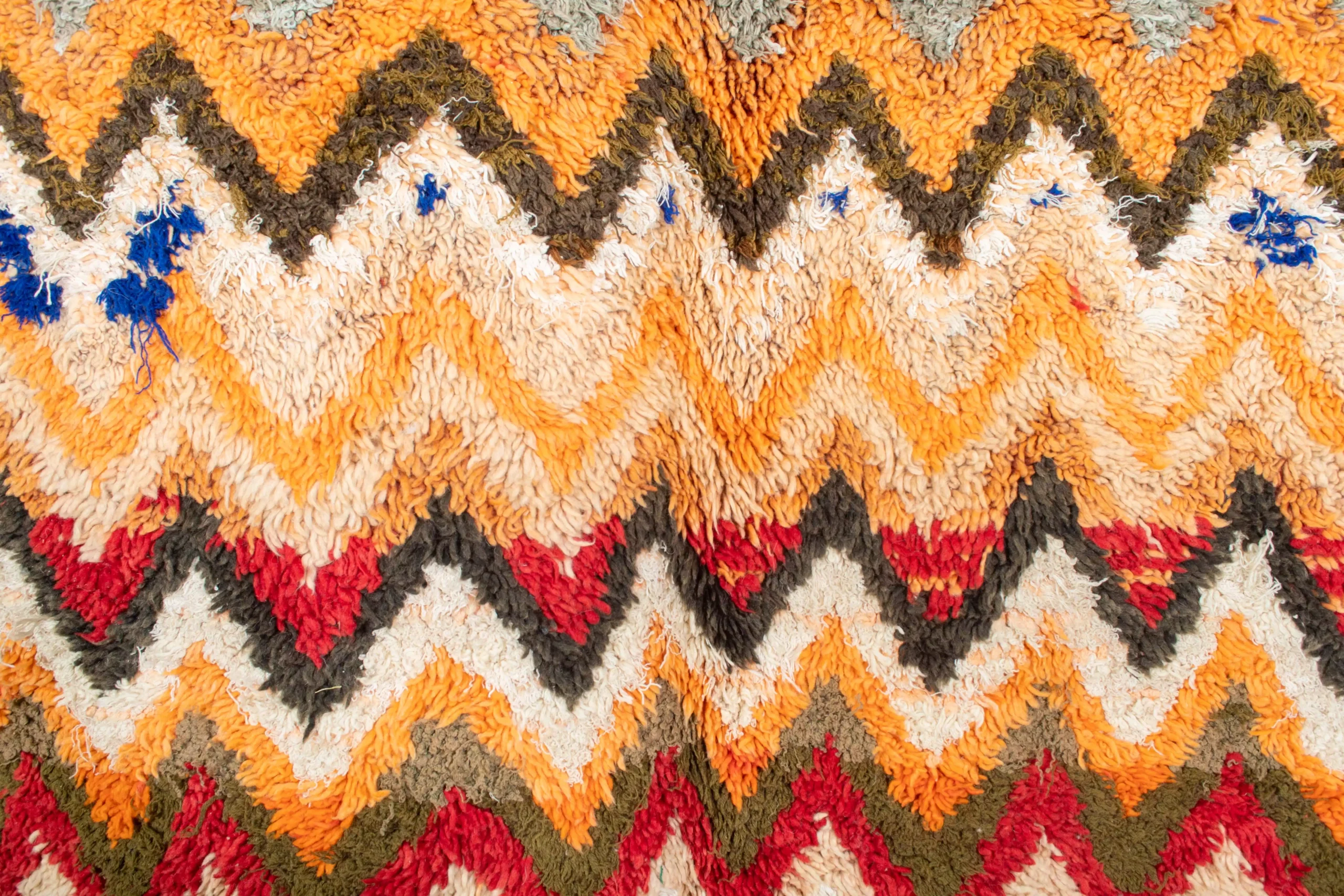 Ковер смешанных цветов