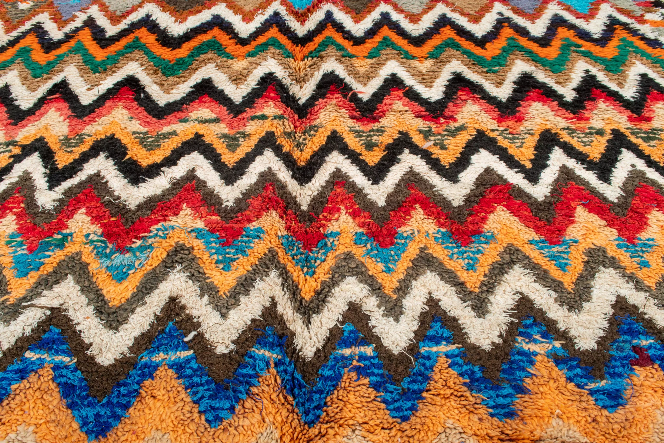 Ковер смешанных цветов