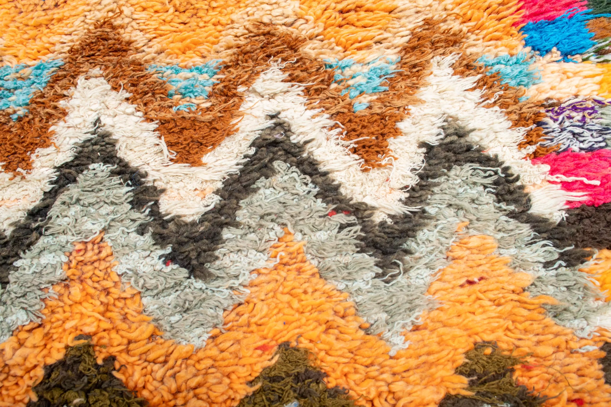 Ковер смешанных цветов