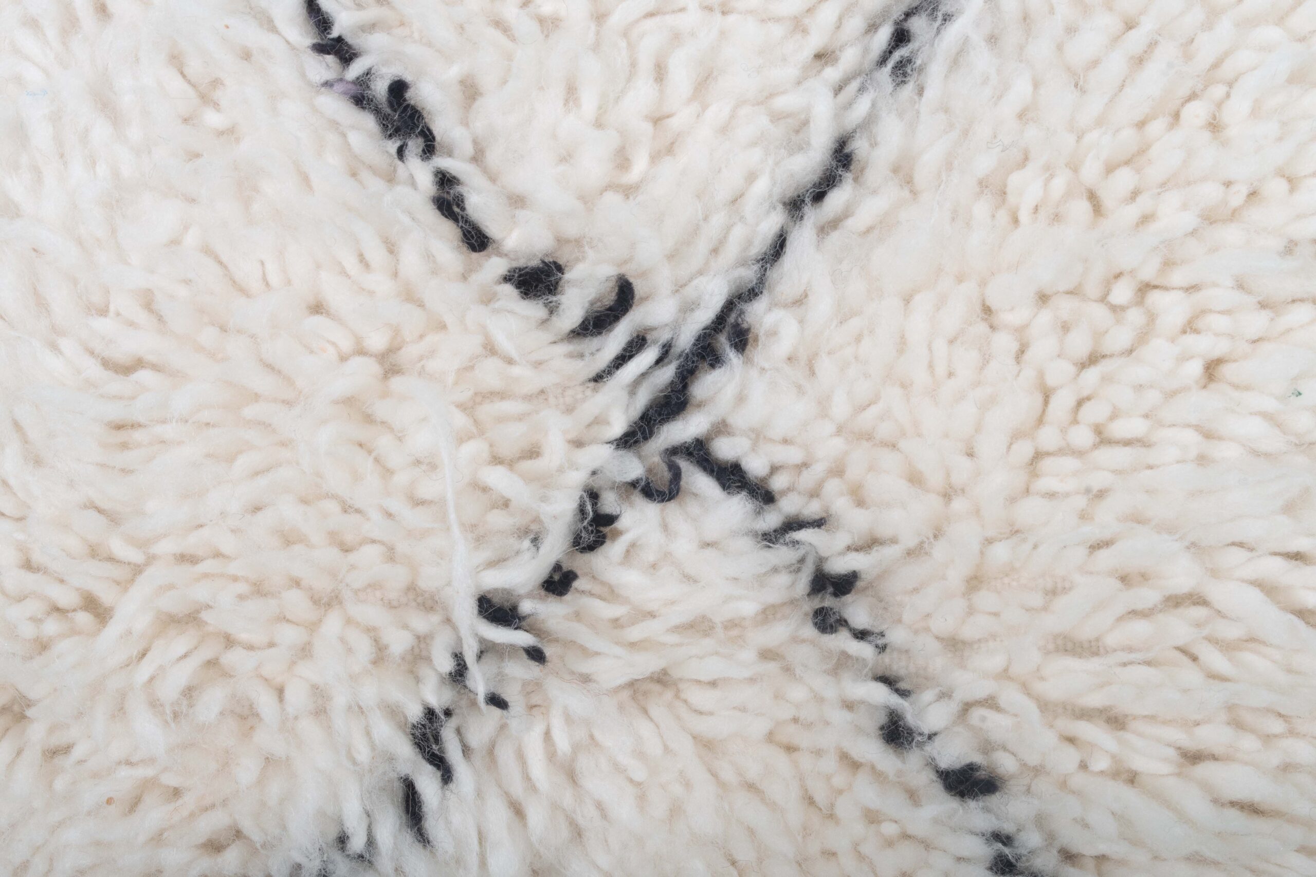 a close up of a sheep ' s fur. BNO-022_W-40_BK_128-079 (7)