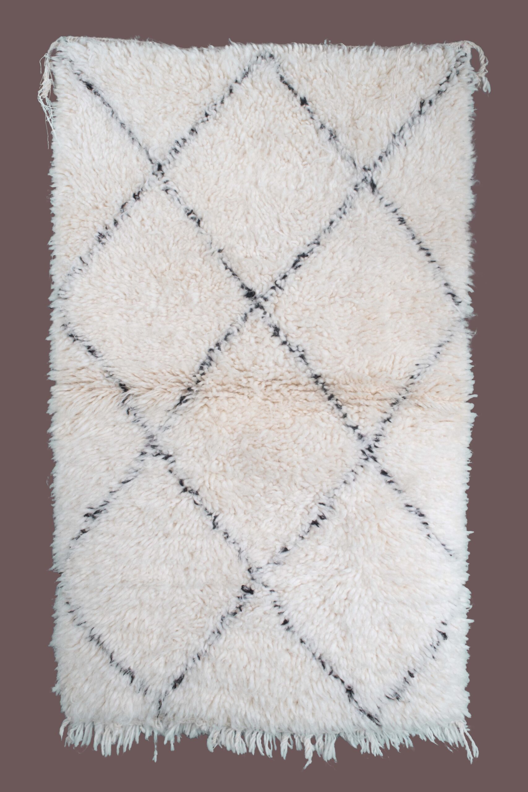 سجادة بني أورين لوزينغز بيضاء من بني أورين