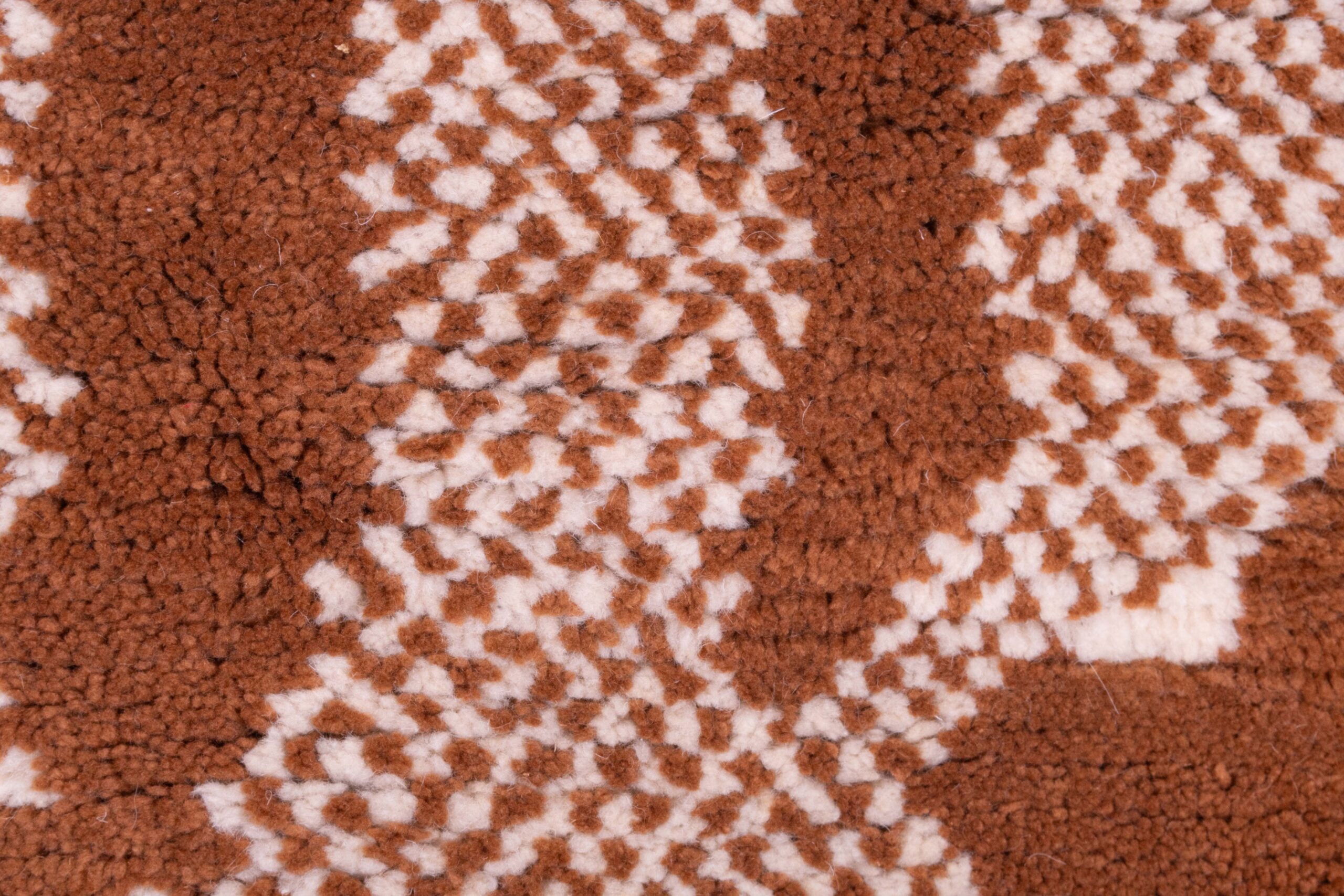 a close up of a brown and white rug. VIN0183_BR2-93_W-40 (7)
