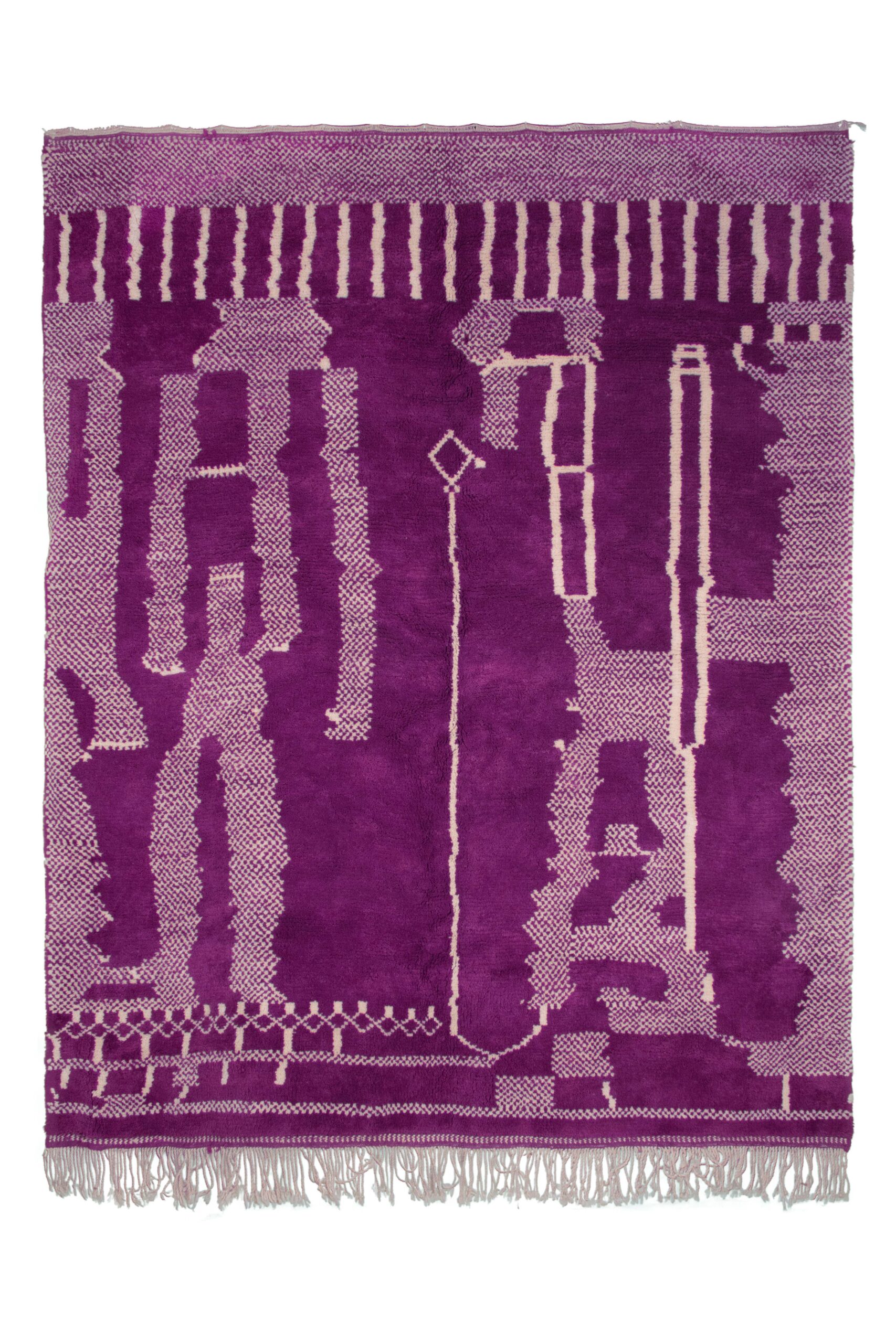 a purple rug with fringes and fringes. VIN0183_PN-33_W-40 (1)