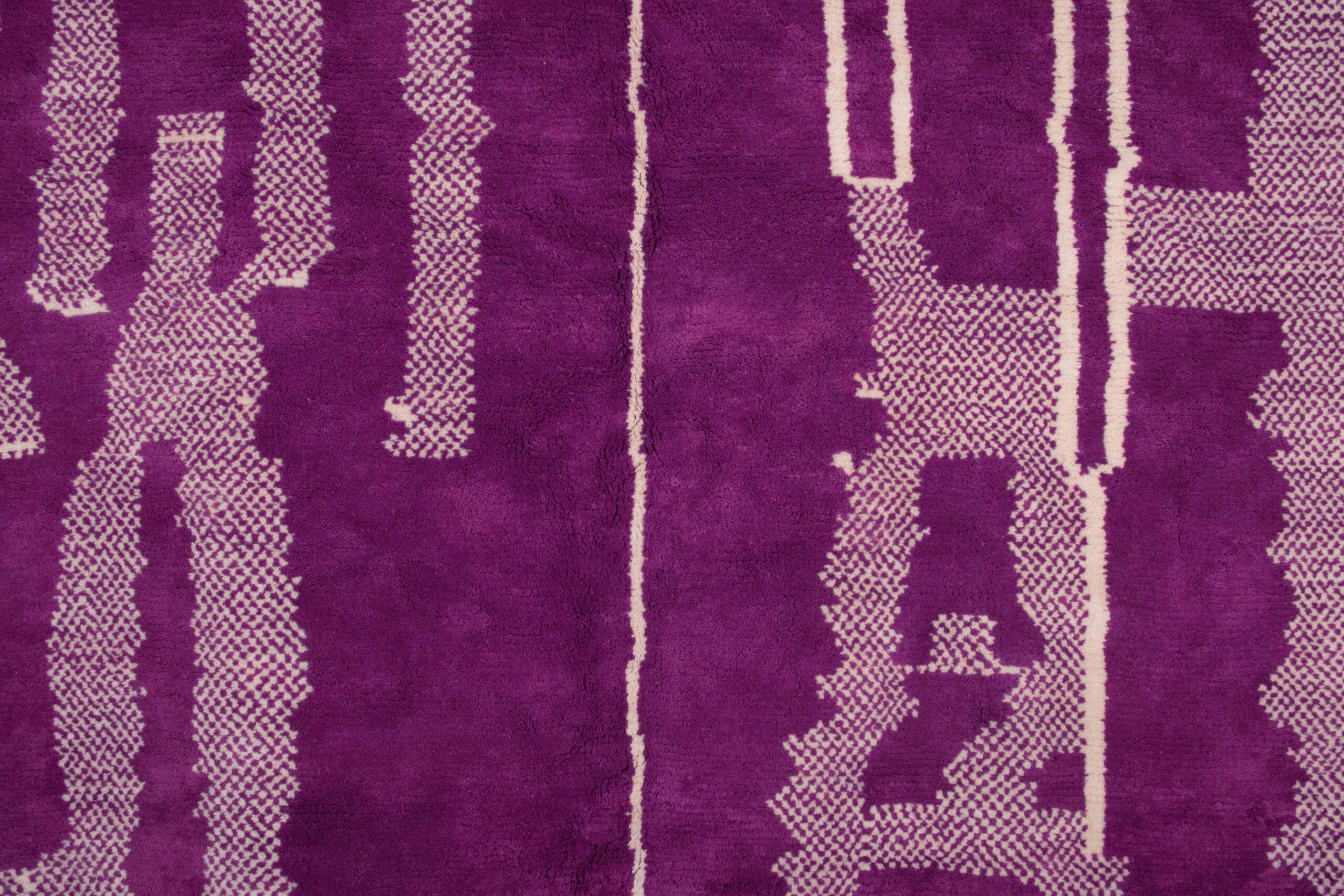 a purple rug with white and purple stripes. VIN0183_PN-33_W-40 (2)