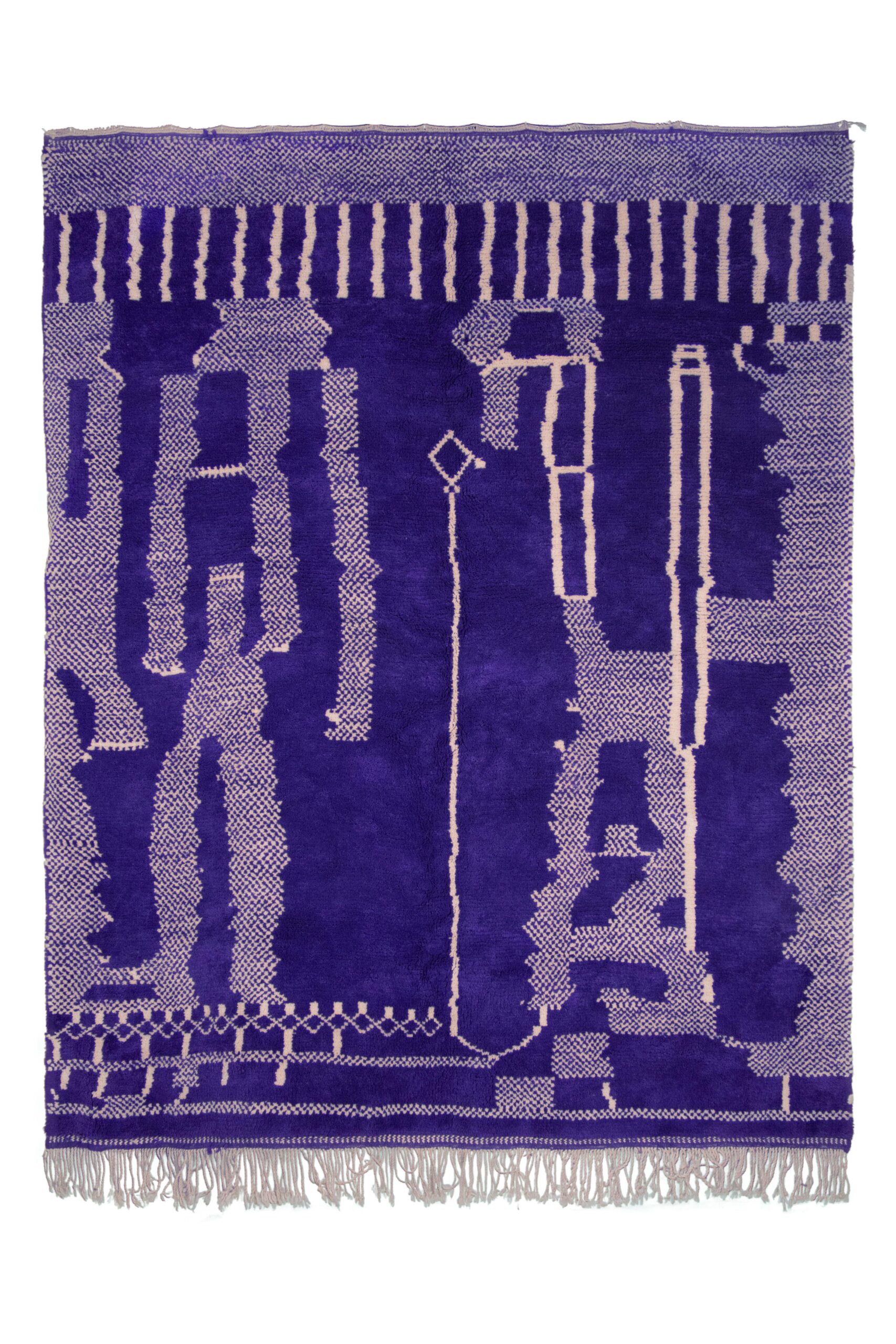 a purple rug with fringes and fringe fringes. VIN0183_PR-19_W-40 (1)