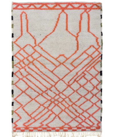 a white and orange rug with a pattern. VIN311_W-40_OR-24_BK-39_GR-13_01.1