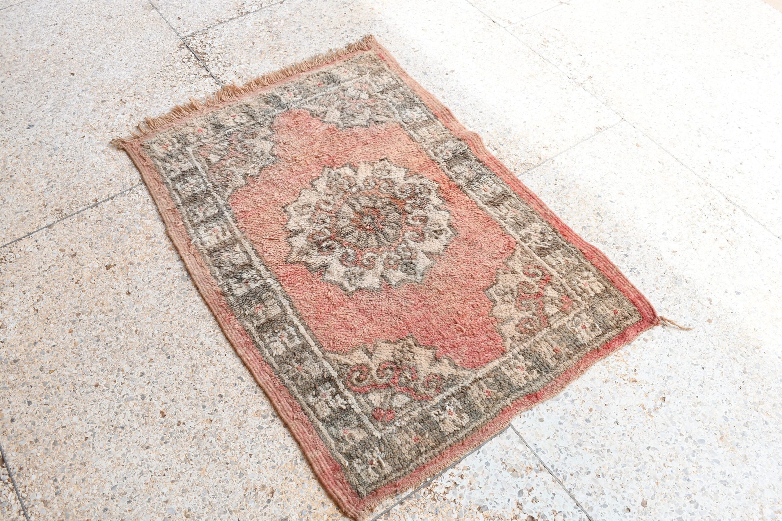 a rug on the ground. il_fullxfull.6017512270_foxk.jpg