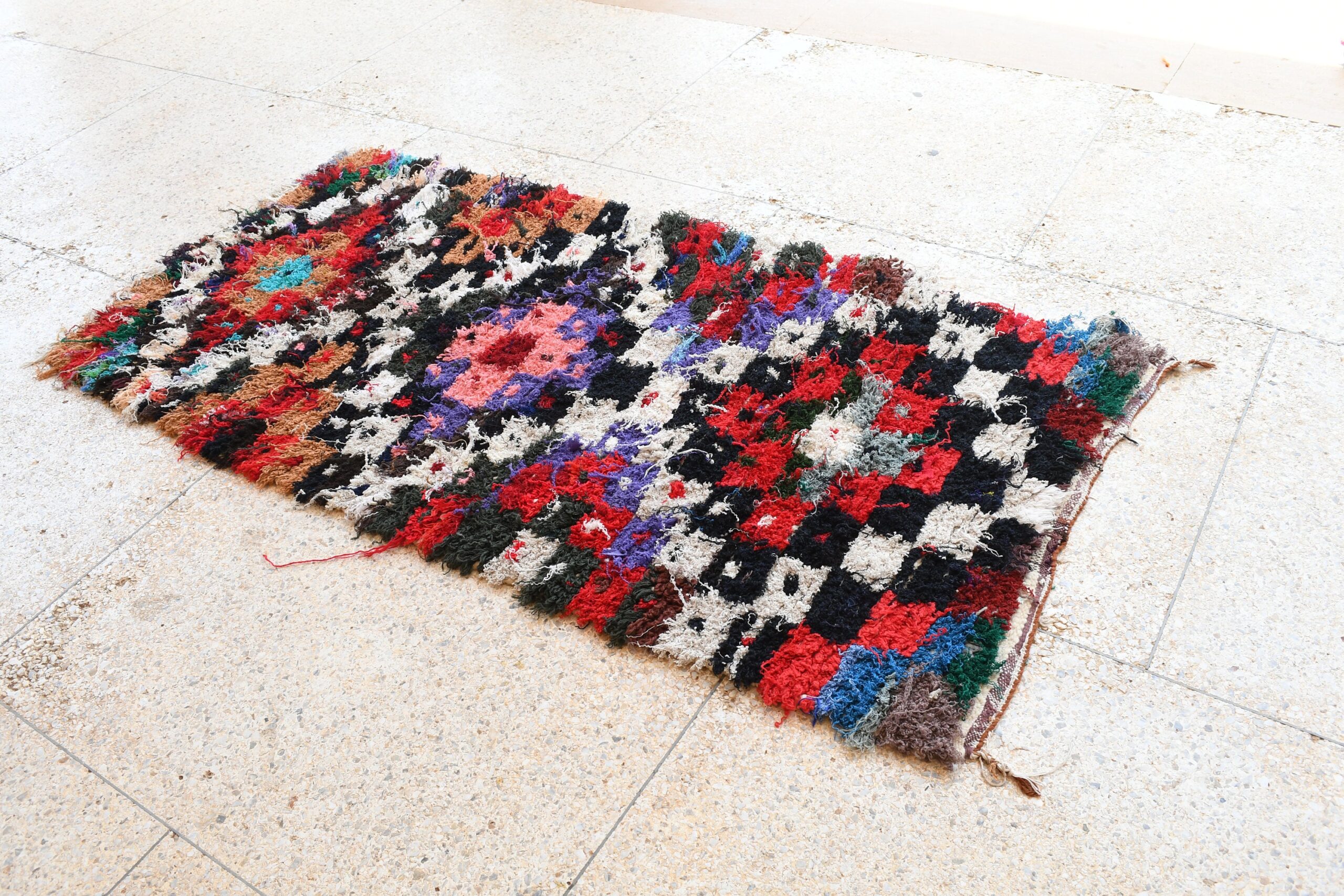 a rug on the floor. il_fullxfull.6028227152_4kme.jpg