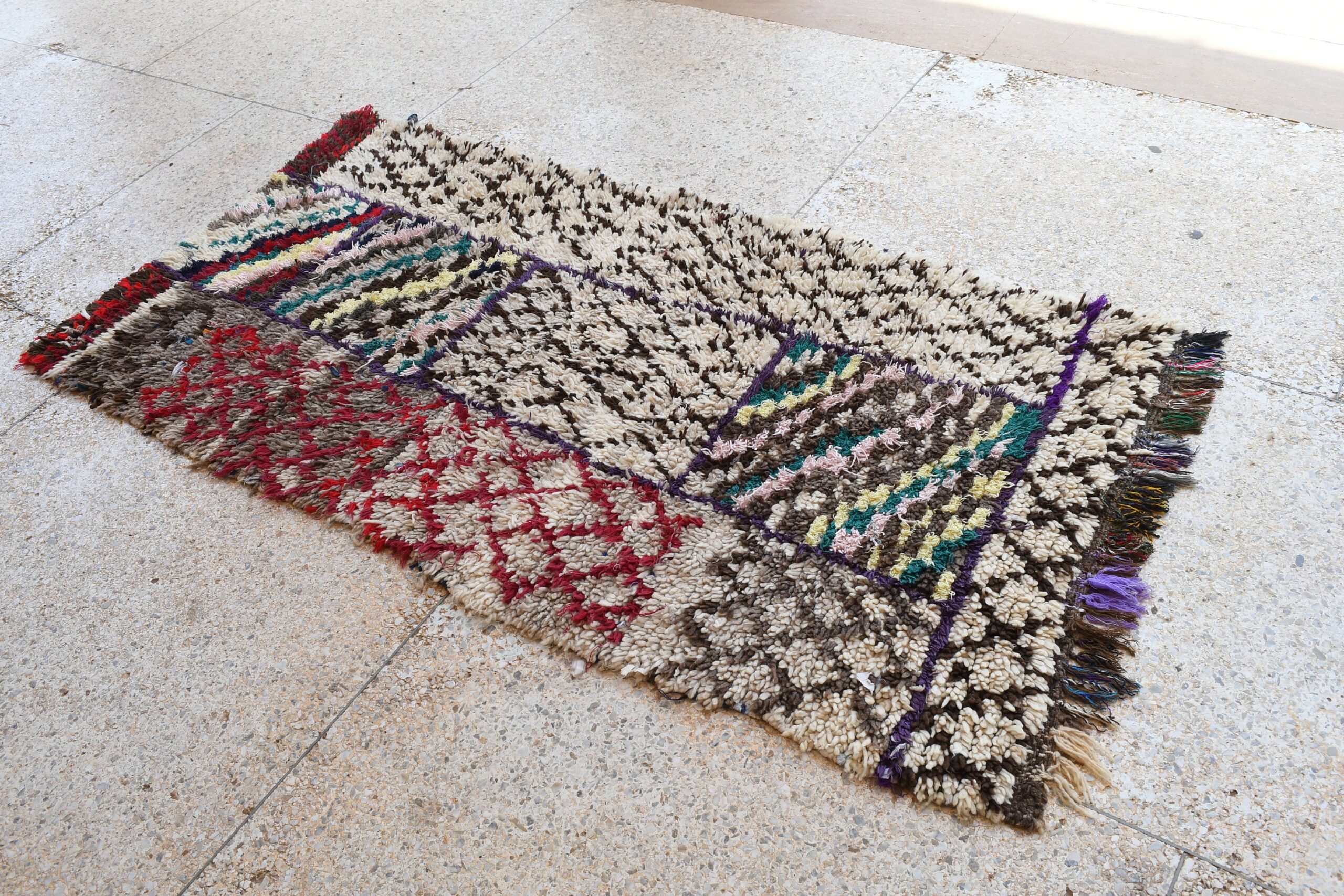 a rug on the floor. il_fullxfull.6028230630_qbej.jpg