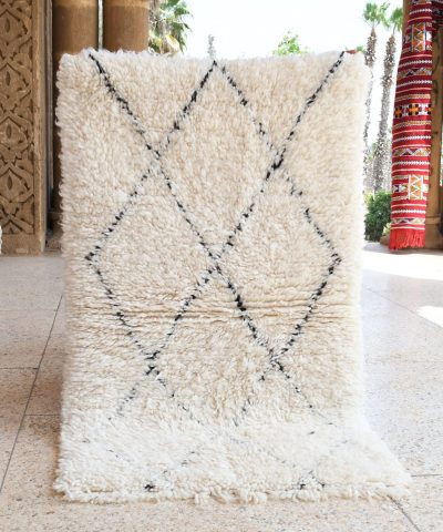 a white rug with a black design. il_fullxfull.6035091324_6lw4.jpg