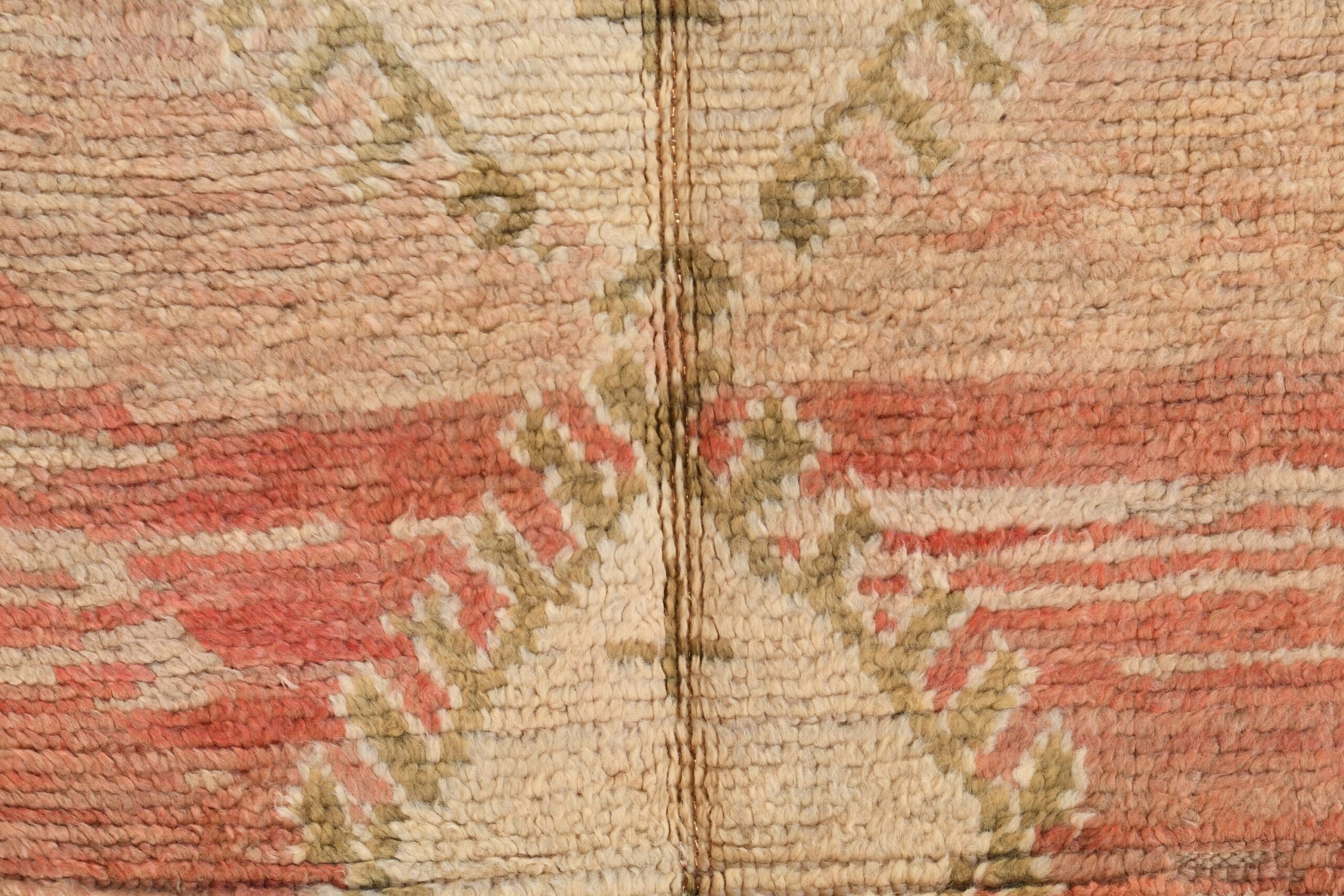 a close up of a rug with a pattern. il_fullxfull.6065267331_dxgm.jpg