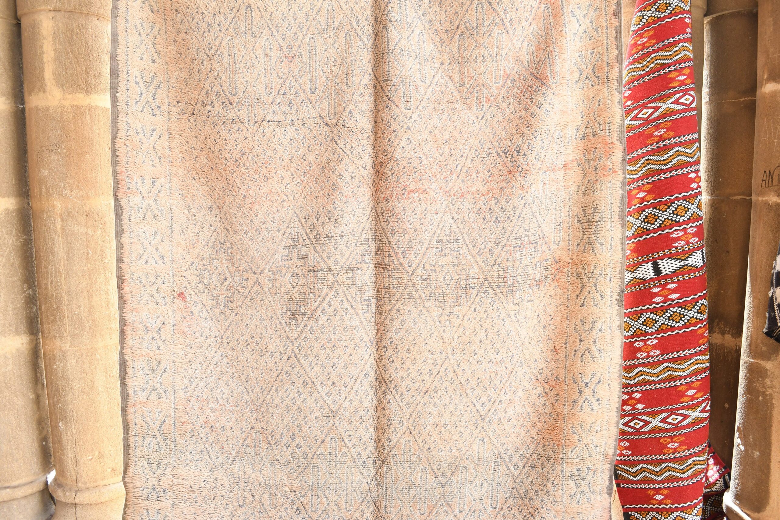 a red tie with a pattern on it. il_fullxfull.6065529147_hy40.jpg