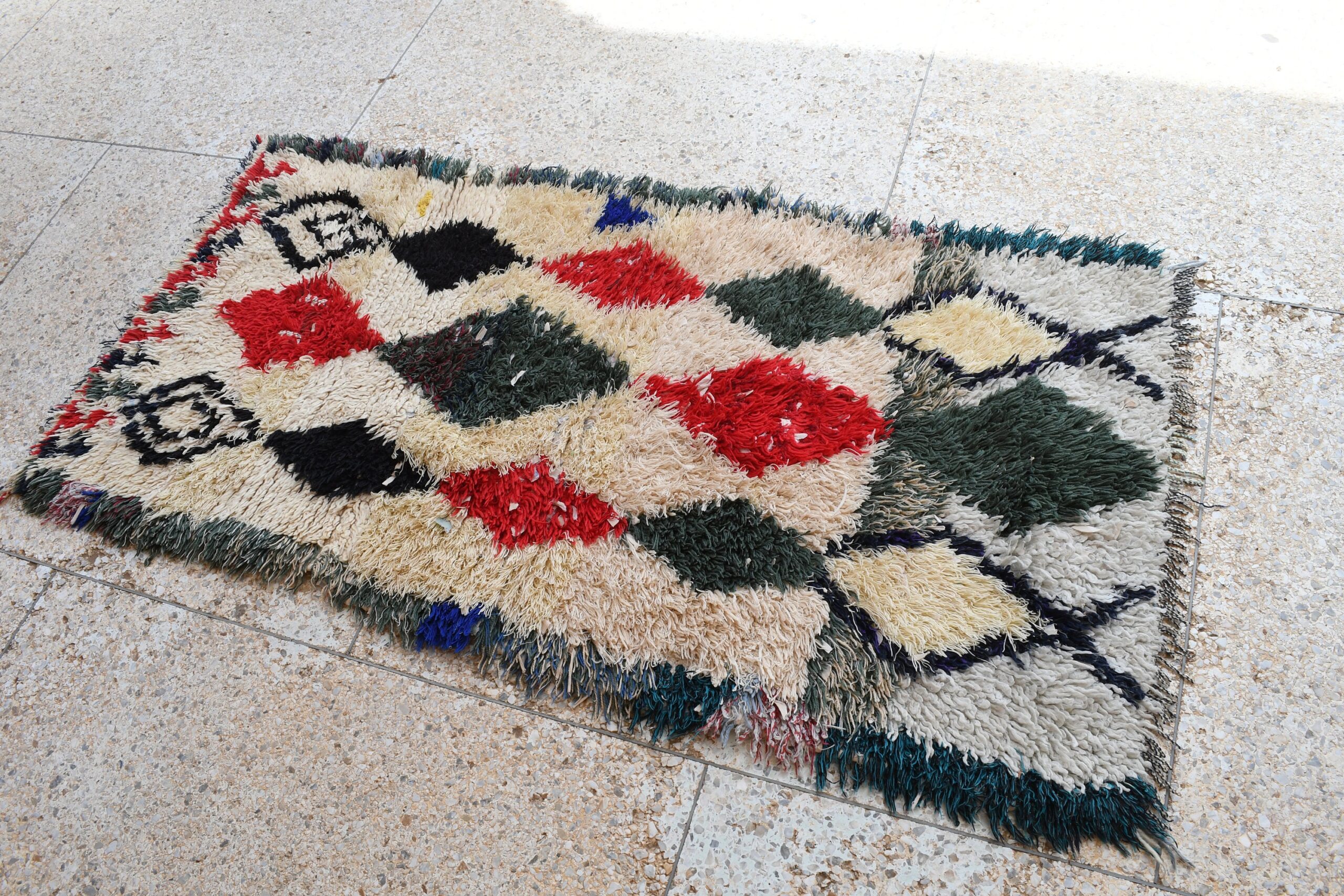 a rug on the floor. il_fullxfull.6076305967_msv4.jpg