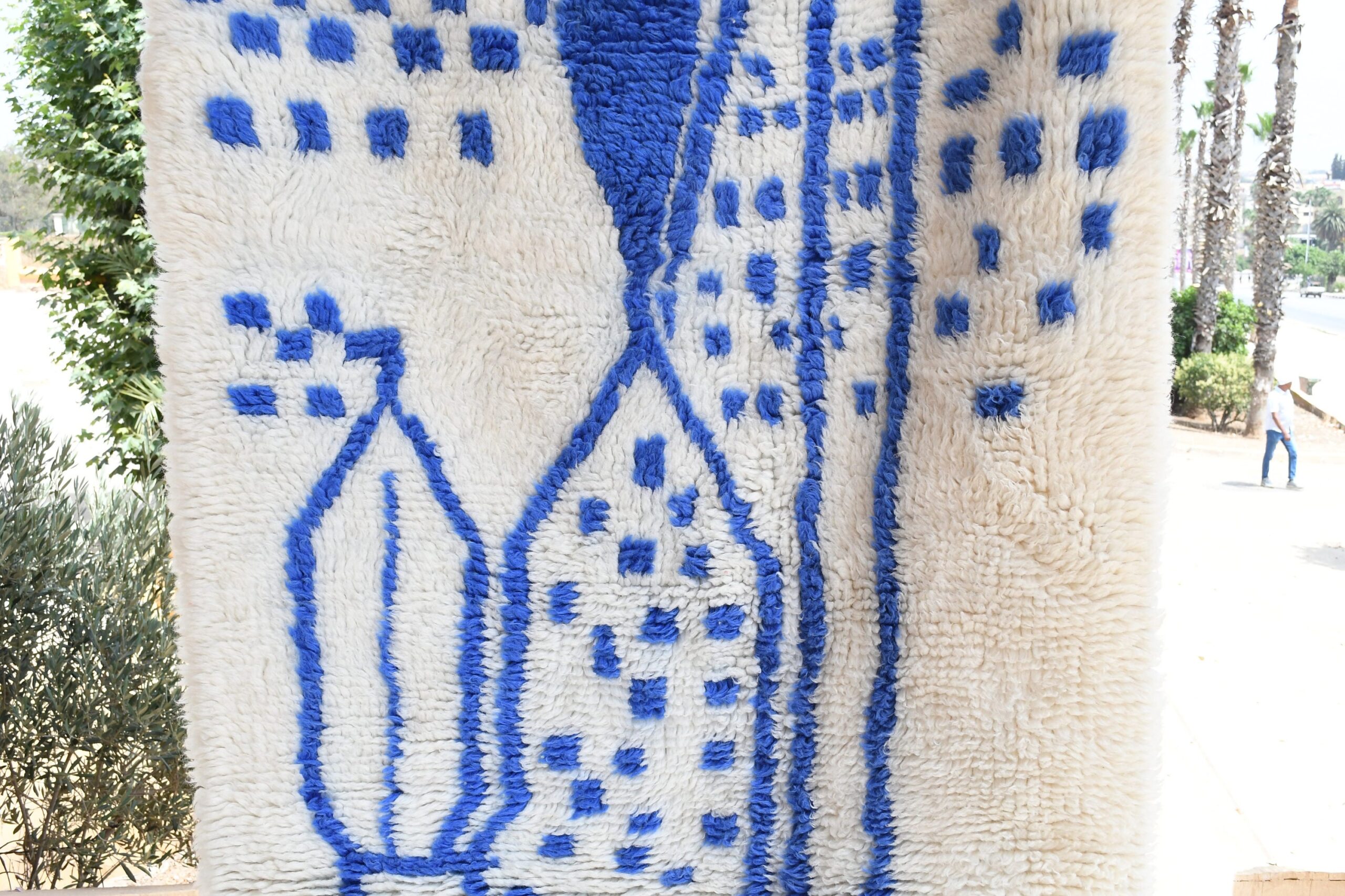 a blue and white rug. il_fullxfull.6083158553_bi9l.jpg