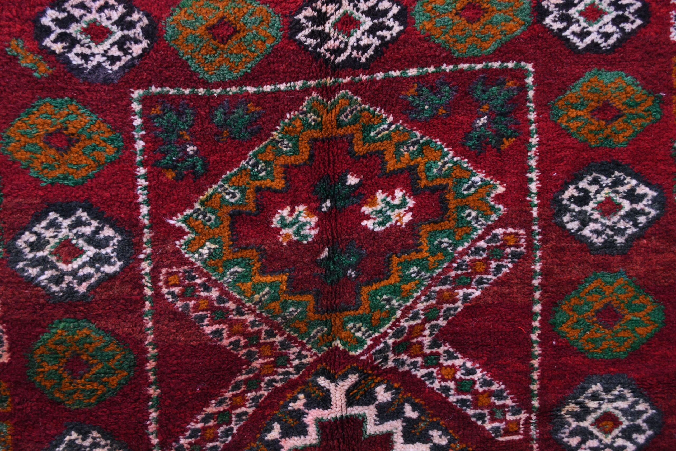 Handmade Zemmour Moroccan Wool Rug 156x301 cm Red Geometric Design - Imagen 4