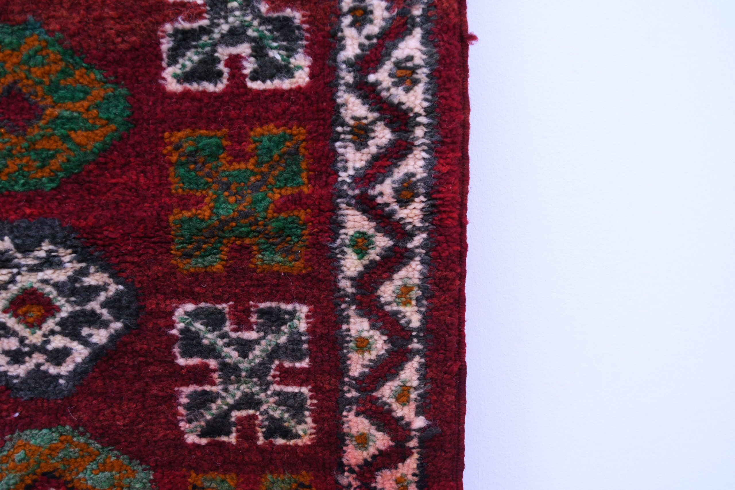 Handmade Zemmour Moroccan Wool Rug 156x301 cm Red Geometric Design - Imagen 6