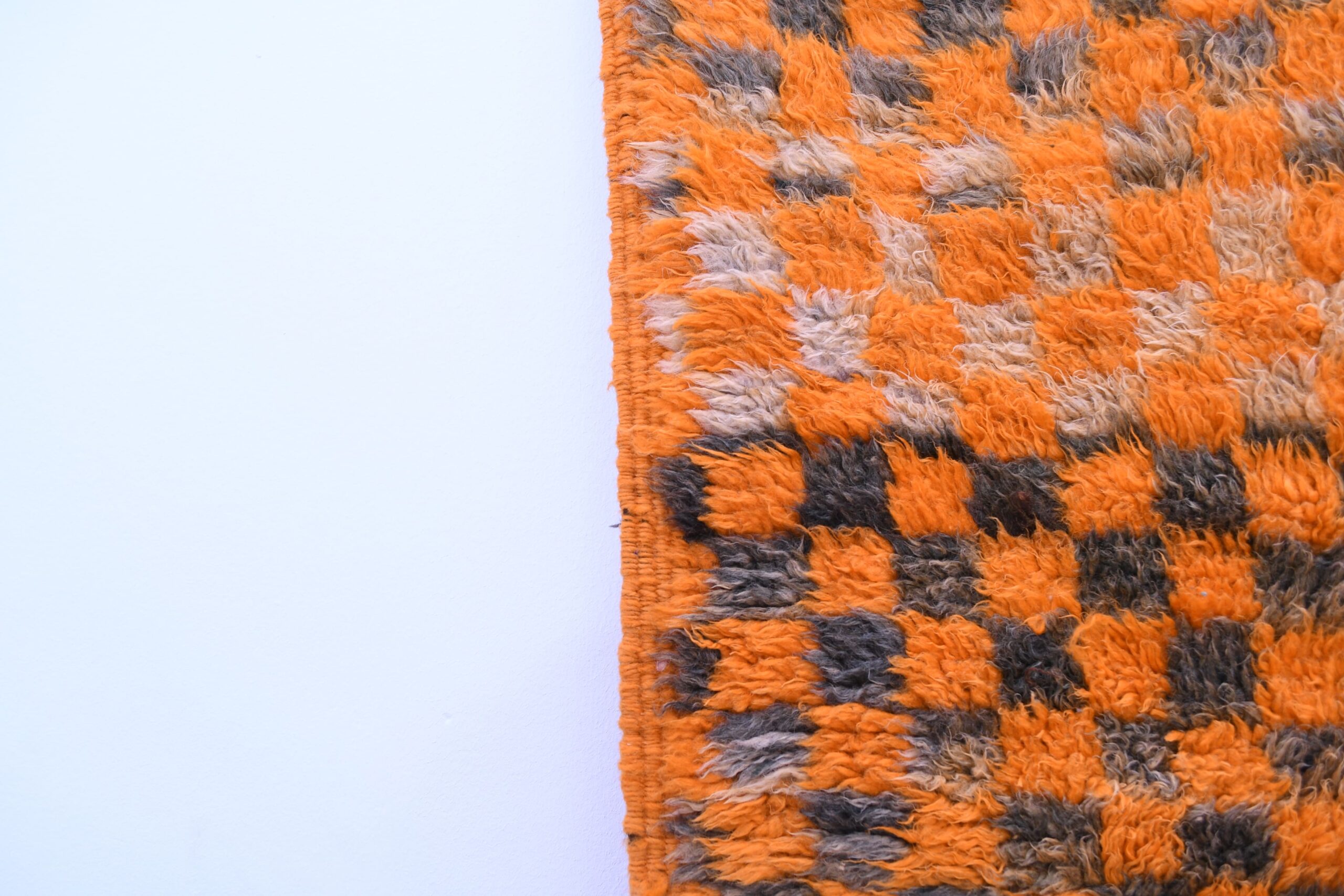 Handmade Zemmour Moroccan Wool Rug - Vibrant Orange, 158x332 cm, Bohemian Style – Image 6