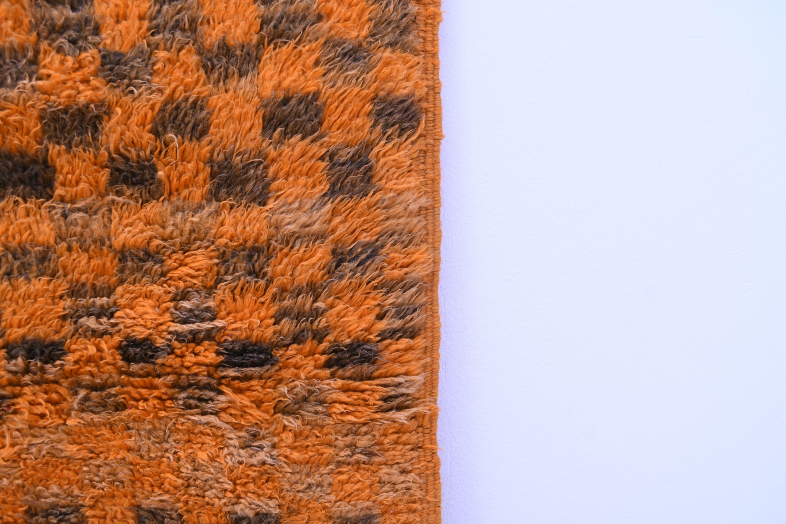 Handmade Zemmour Moroccan Wool Rug - Vibrant Orange, 158x332 cm, Bohemian Style – Image 7