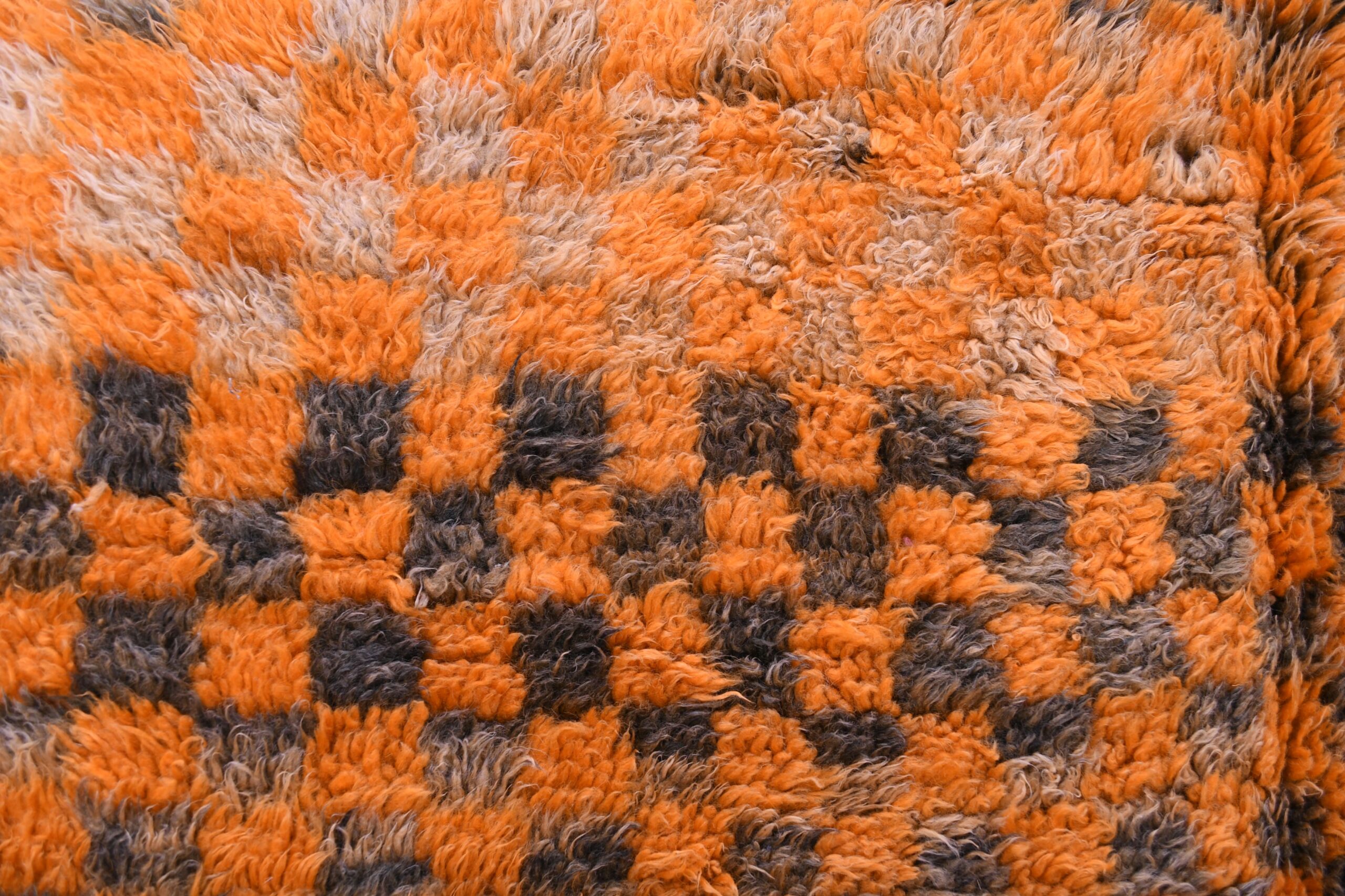 Handmade Zemmour Moroccan Wool Rug - Vibrant Orange, 158x332 cm, Bohemian Style – Image 9