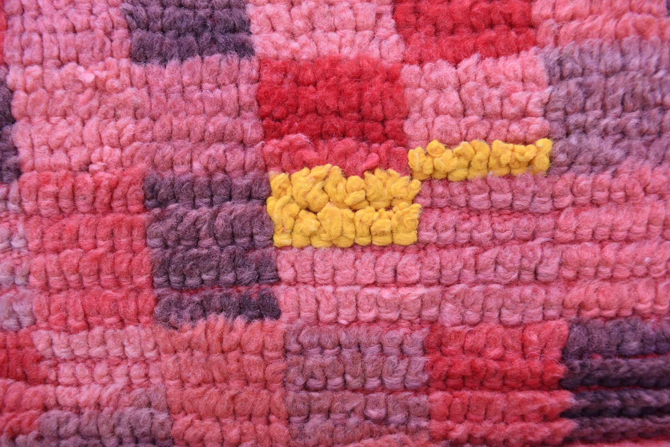 Handmade Moroccan Zemmour Rug, Red Wool, 153x207 cm, Unique Design - Imagen 10