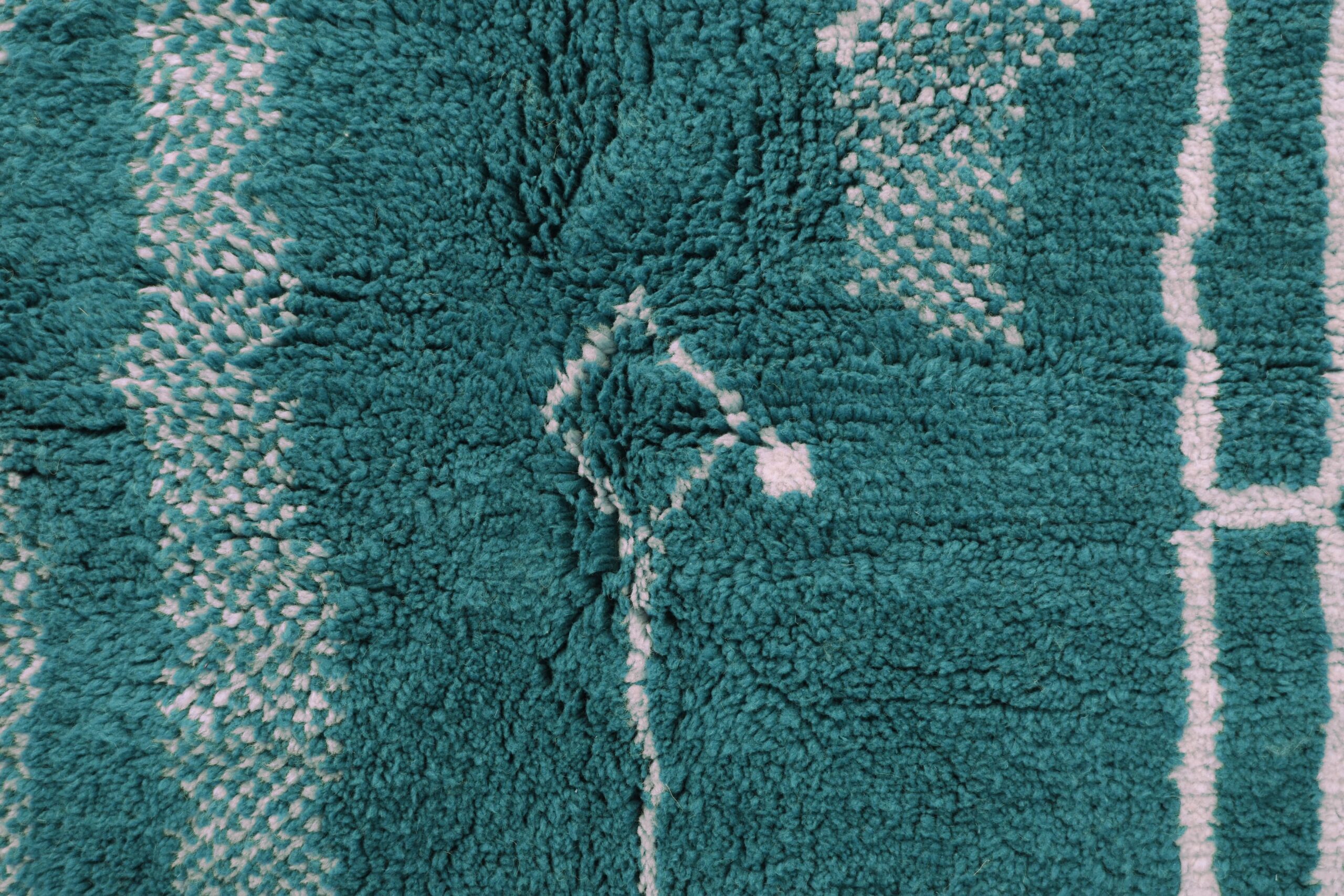 Handmade Modern Beni Ourain Moroccan Rug - 200x300 cm Dark Cyan Wool Masterpiece - Image 4