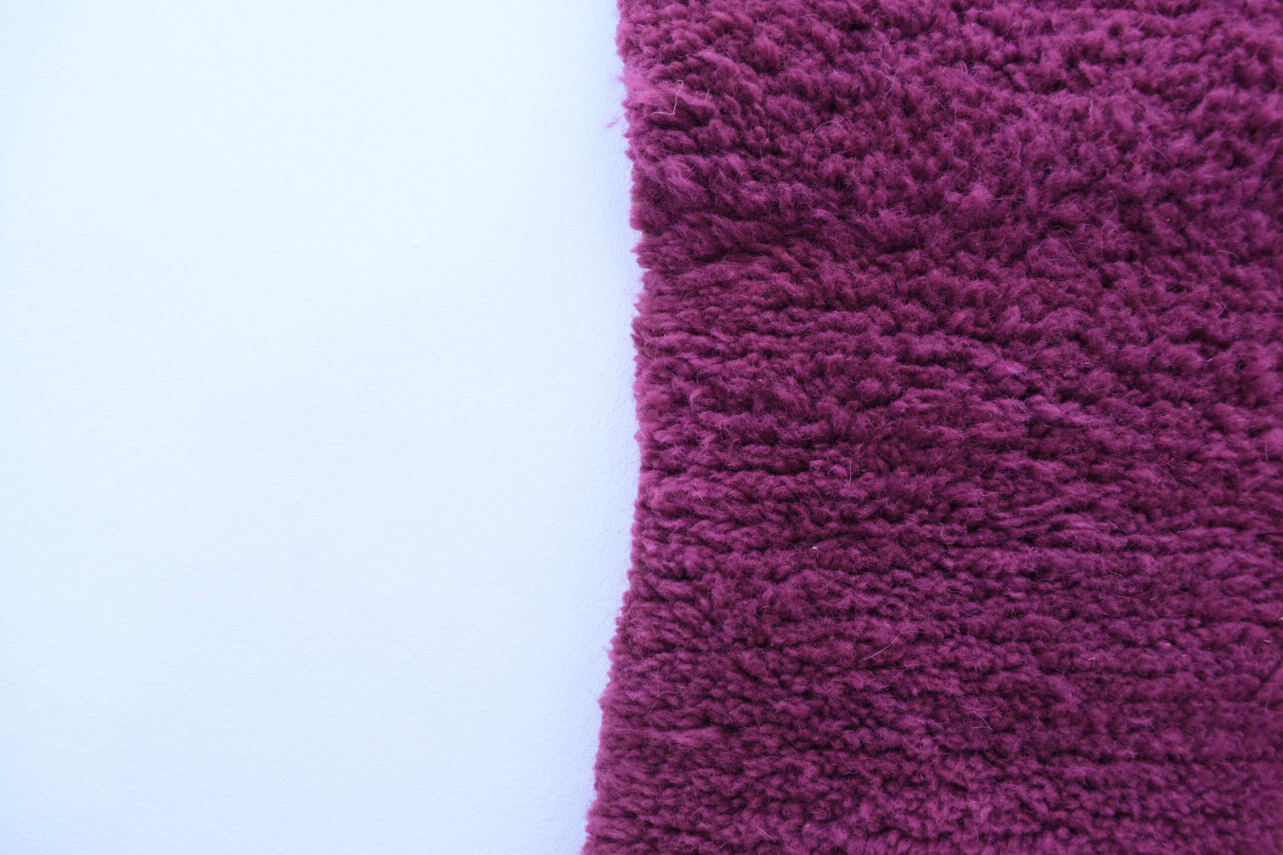 Handmade Moroccan Mrirt Rug 200x300cm Wool Dark Pink Wavy Design - Image 7