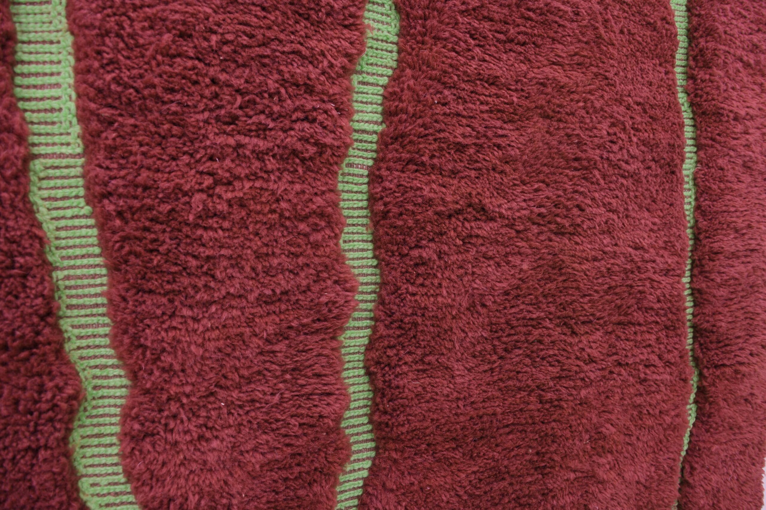 Handmade Dark Red Mrirt Moroccan Wool Rug 200x300cm - Elegant Green Accents - Image 3