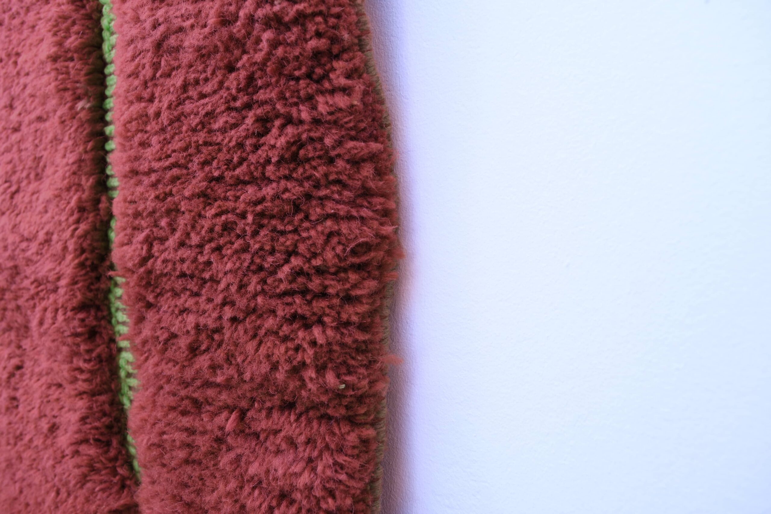 Handmade Dark Red Mrirt Moroccan Wool Rug 200x300cm - Elegant Green Accents - Image 5