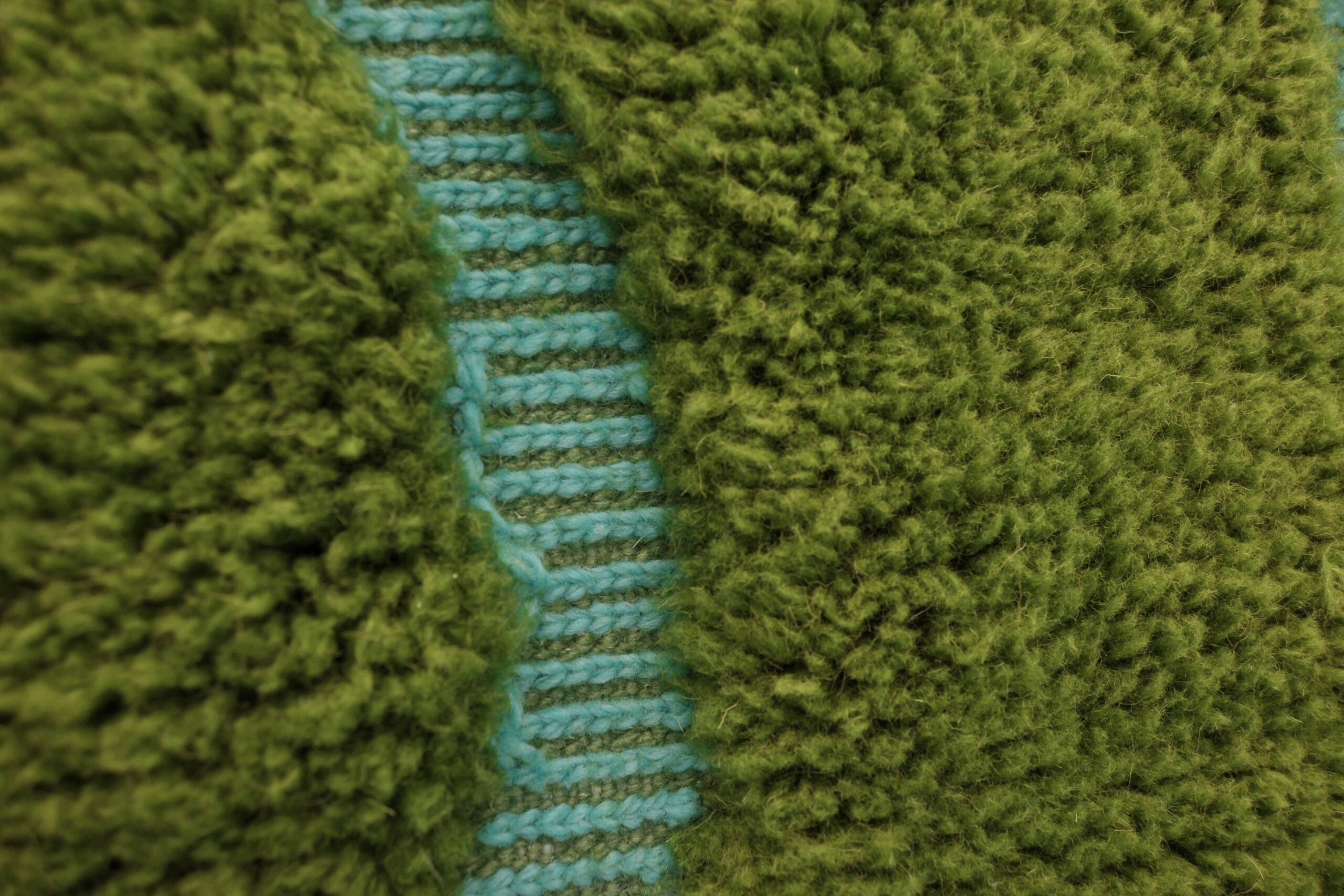 Handmade Olive Green Moroccan Mrirt Wool Rug 200x300 cm - Elegant Minimalist Design - Image 8