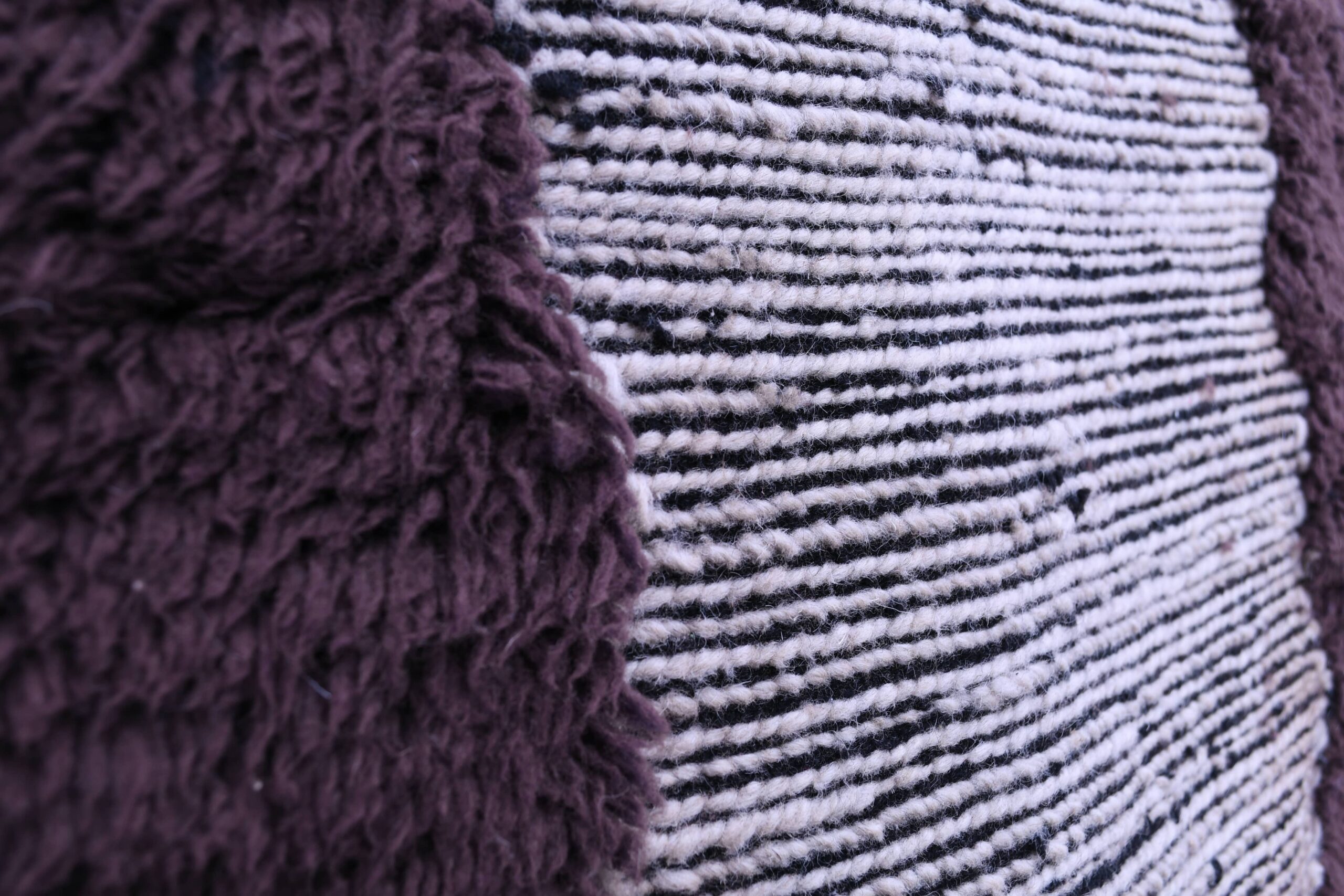 Handmade Mrirt Moroccan Wool Rug 200x300cm - Modern Geometric Design - Image 10