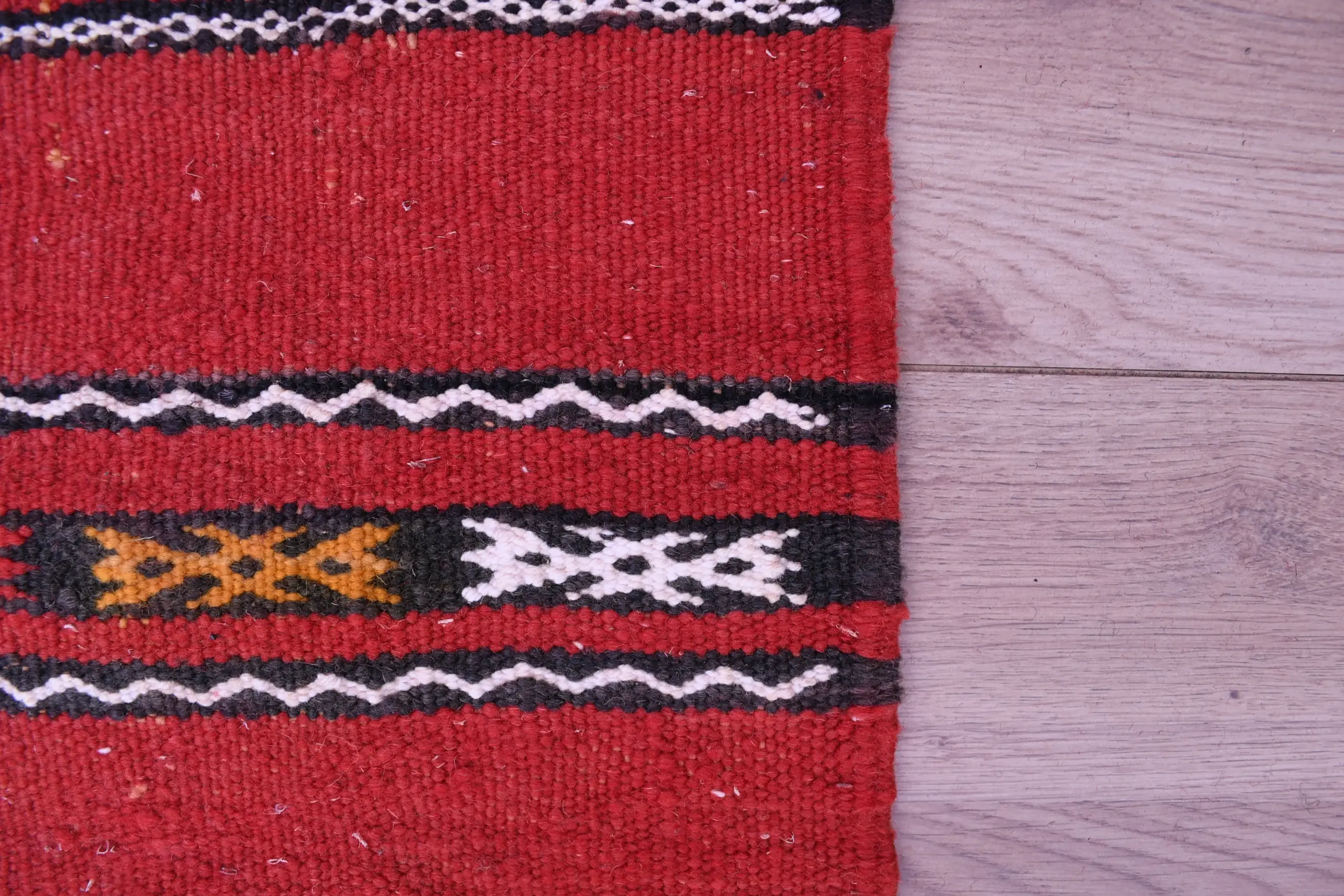 Authentic Zemmour Moroccan Wool Rug 224x316cm - Handmade Bohemian Red - Image 9