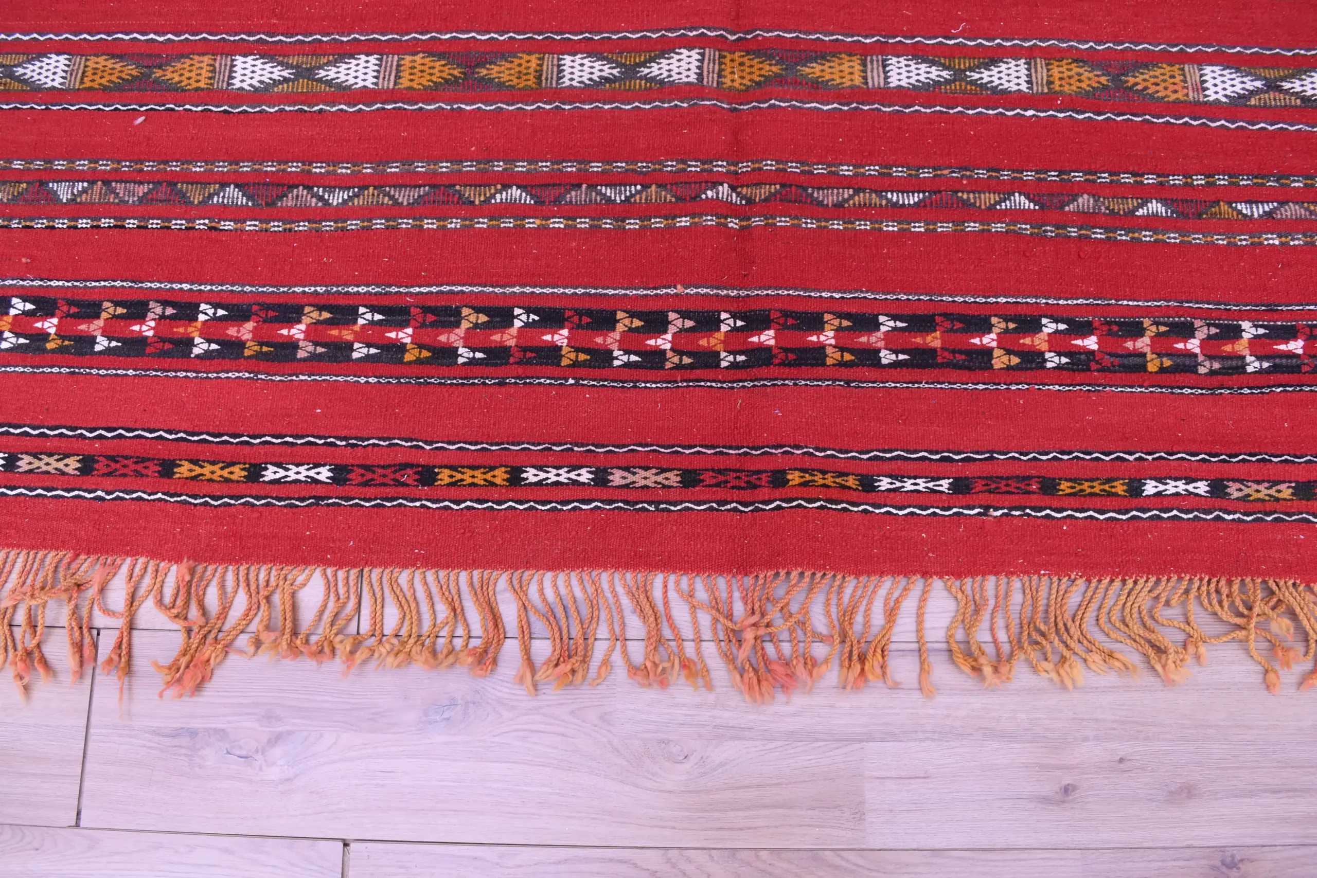 Authentic Zemmour Moroccan Wool Rug 224x316cm - Handmade Bohemian Red - Image 10