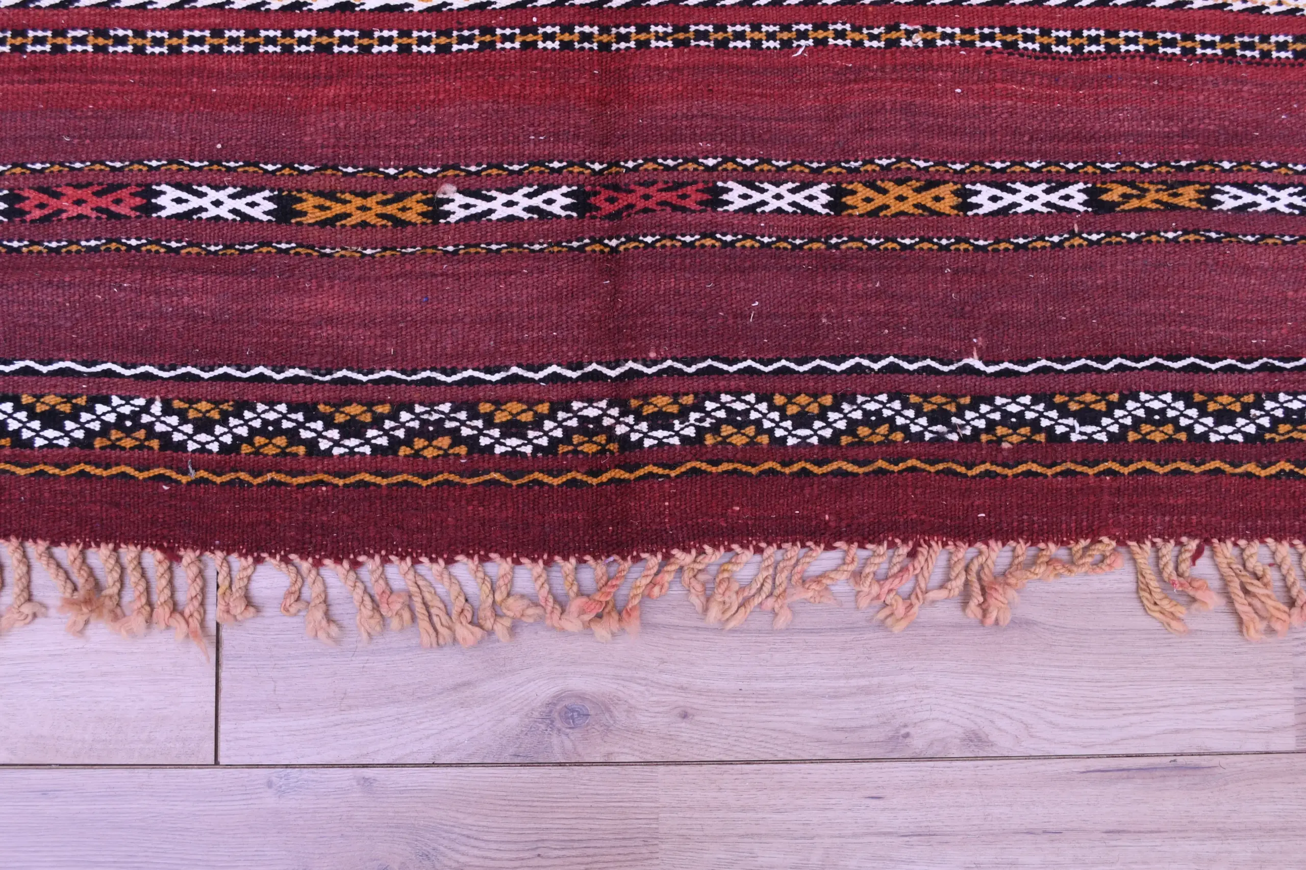 Handmade Zemmour Moroccan Wool Rug 199x312cm - Unique Tribal Pattern - Image 10