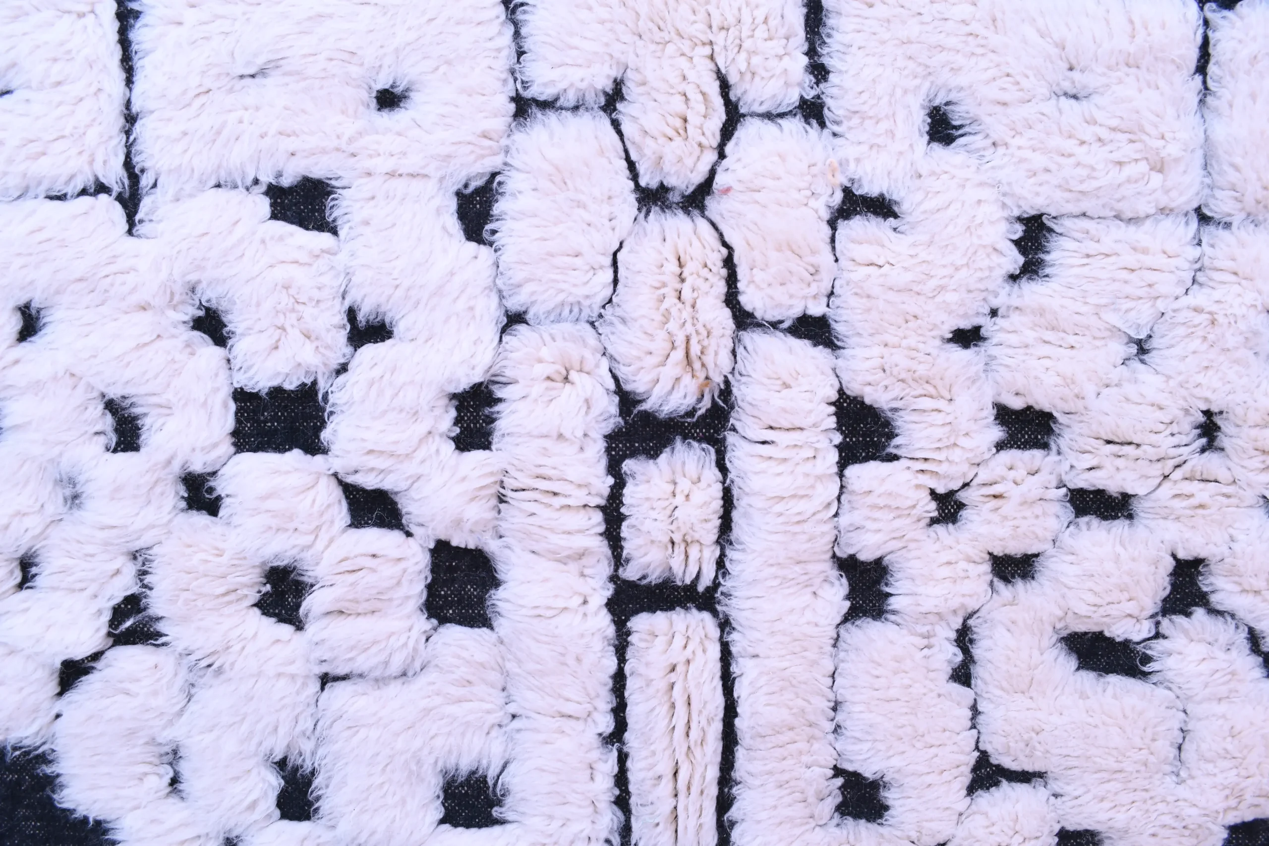 Luxurious Mrirt Moroccan Wool Rug 250x190 cm - Handmade Geometric Design - 画像3