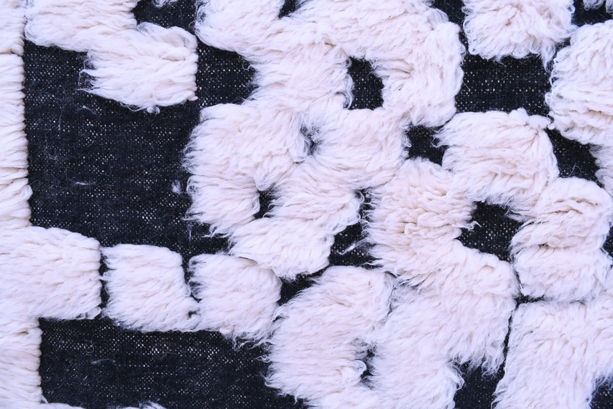 Luxurious Mrirt Moroccan Wool Rug 250x190 cm - Handmade Geometric Design - 画像5