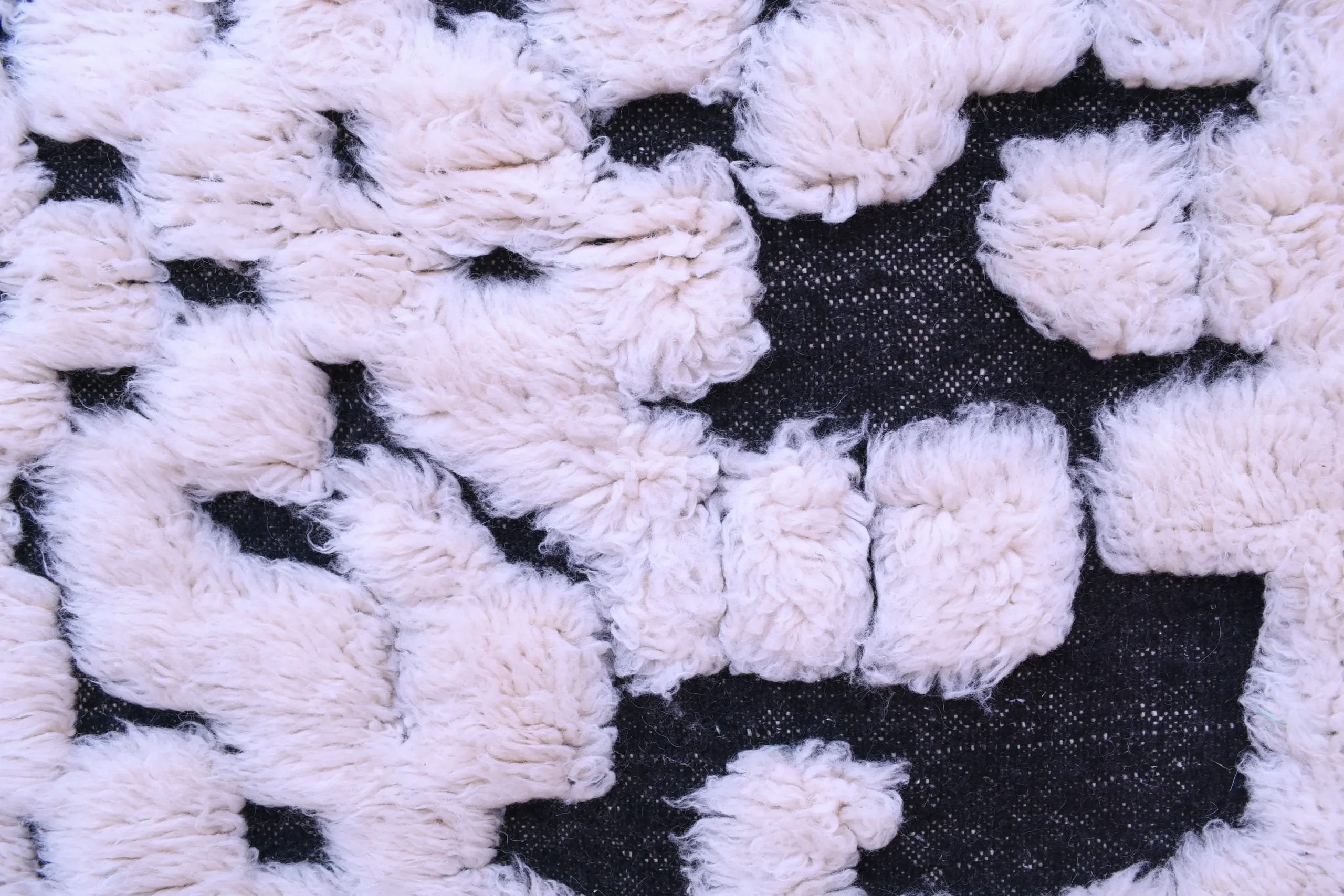 Luxurious Mrirt Moroccan Wool Rug 250x190 cm - Handmade Geometric Design - 画像6