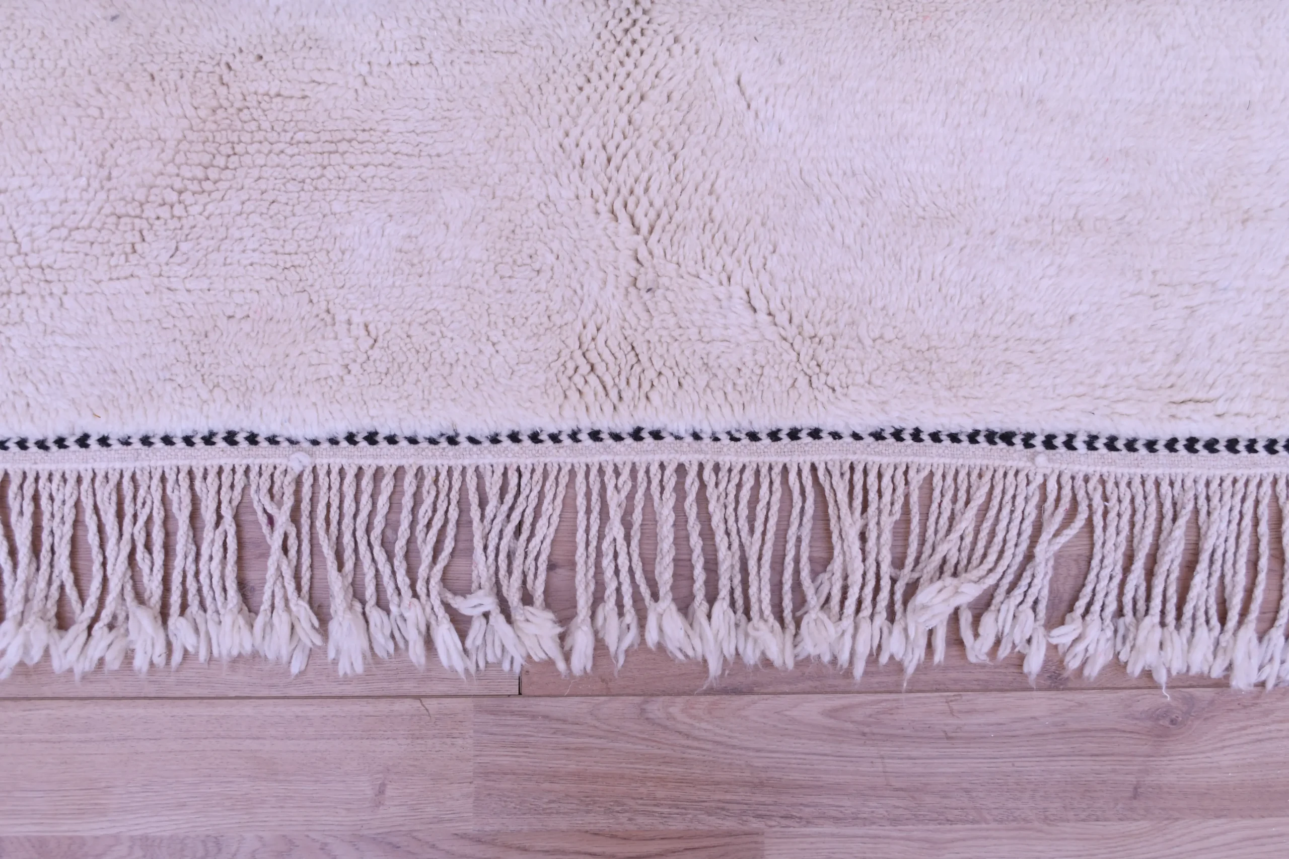 Modern Moroccan Wool Rug 180x240cm - Unique Face Design, Handmade Art - Image 10